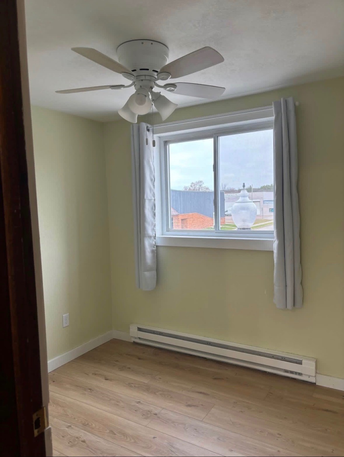 13819 7th Street Property Photo 11