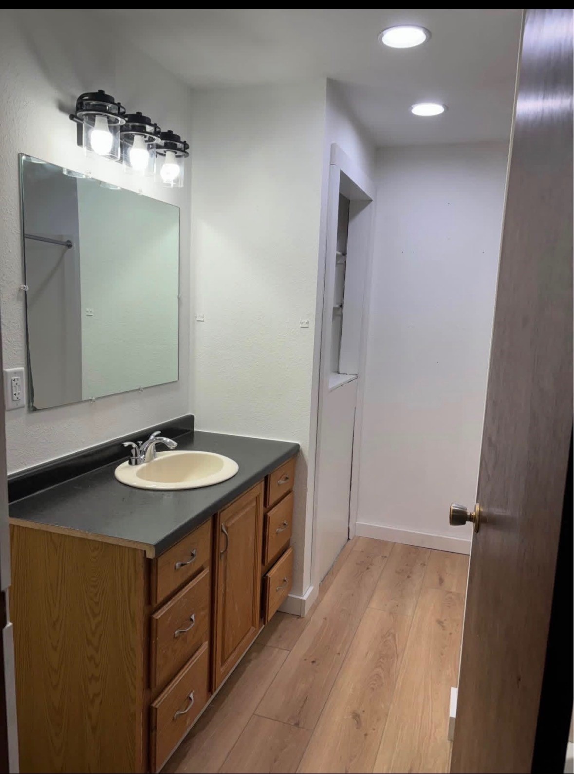13819 7th Street Property Photo 14