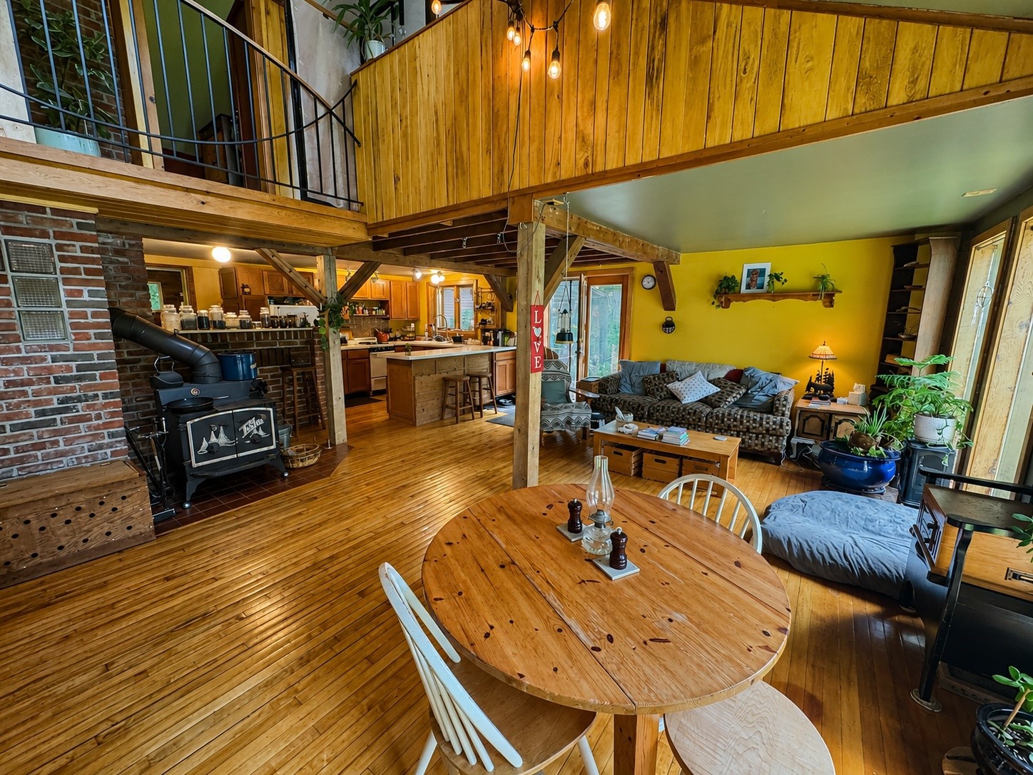 1080 1080th Avenue Property Photo 4