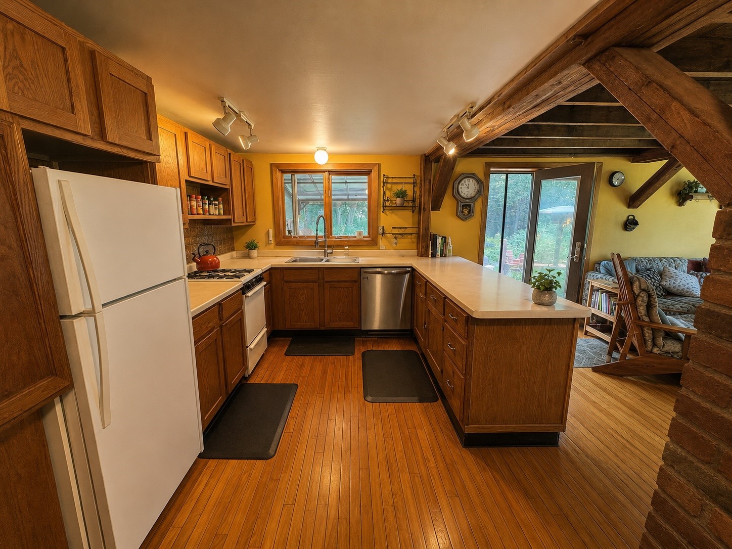 1080 1080th Avenue Property Photo 7