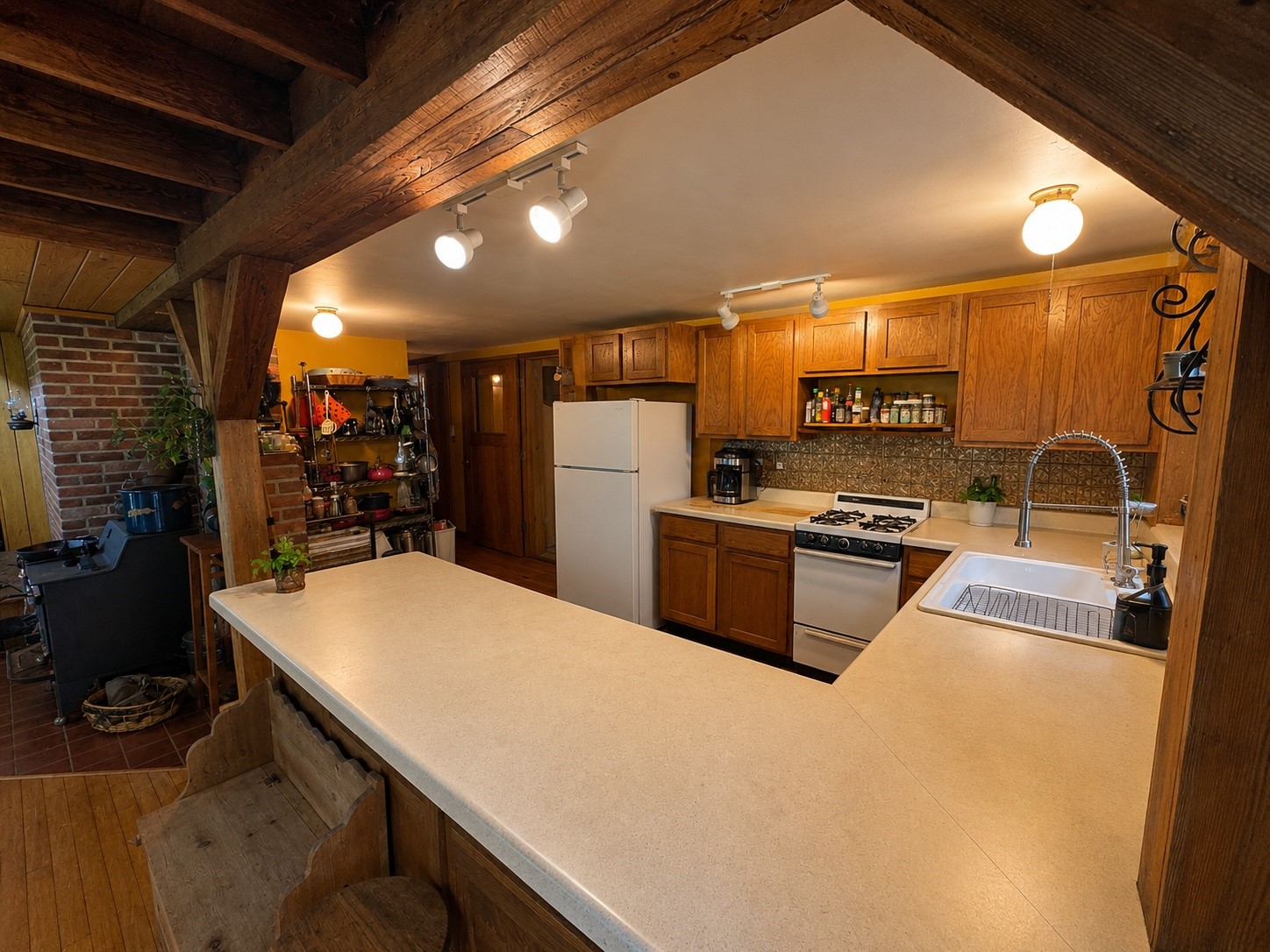 1080 1080th Avenue Property Photo 8