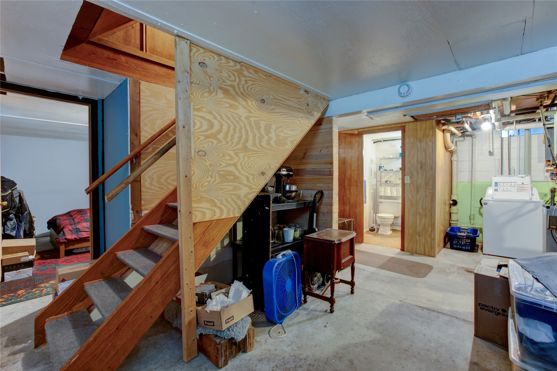 1608 Tainter Street Property Photo 29