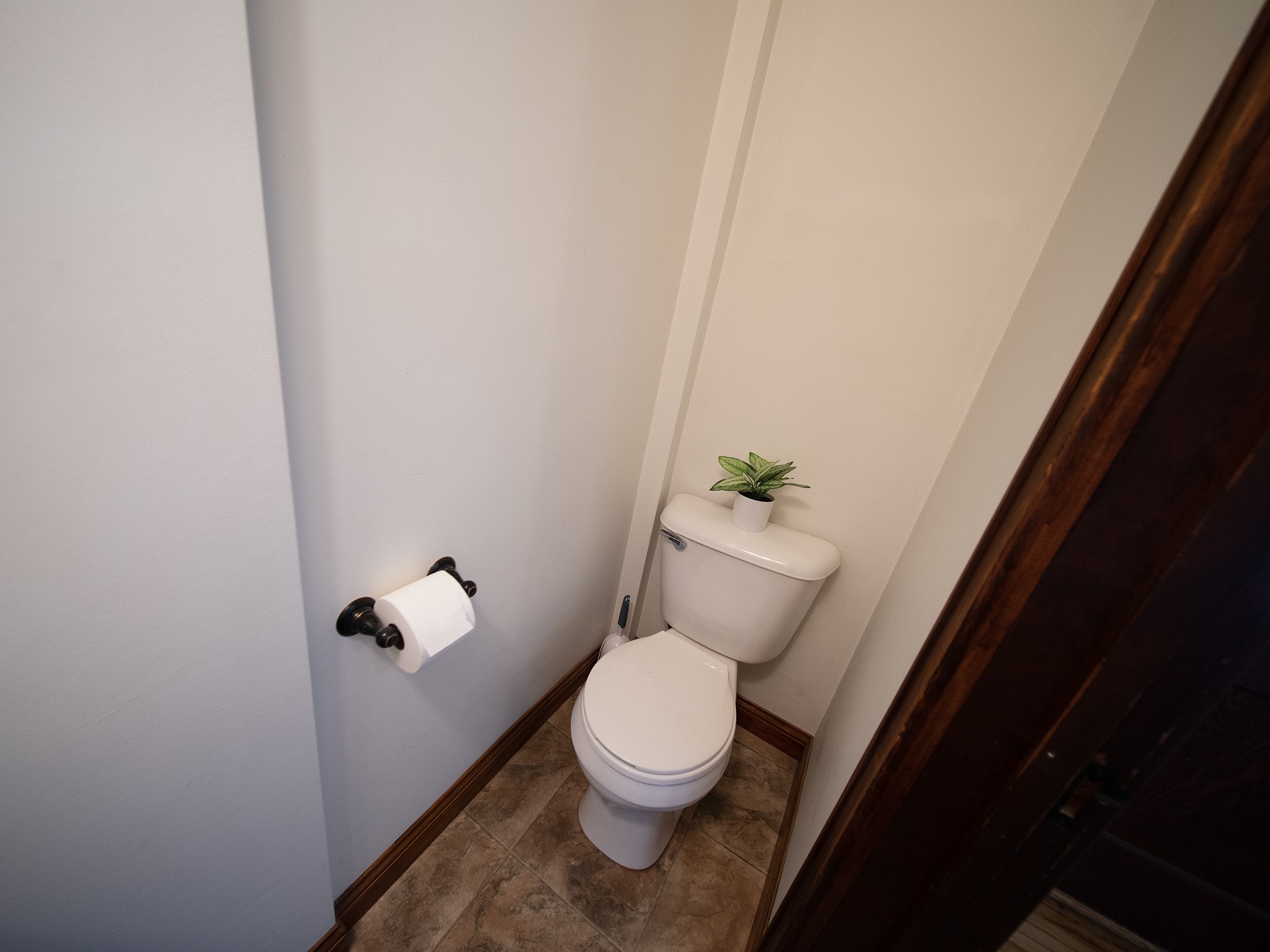 619 E Wells Street Property Photo 26