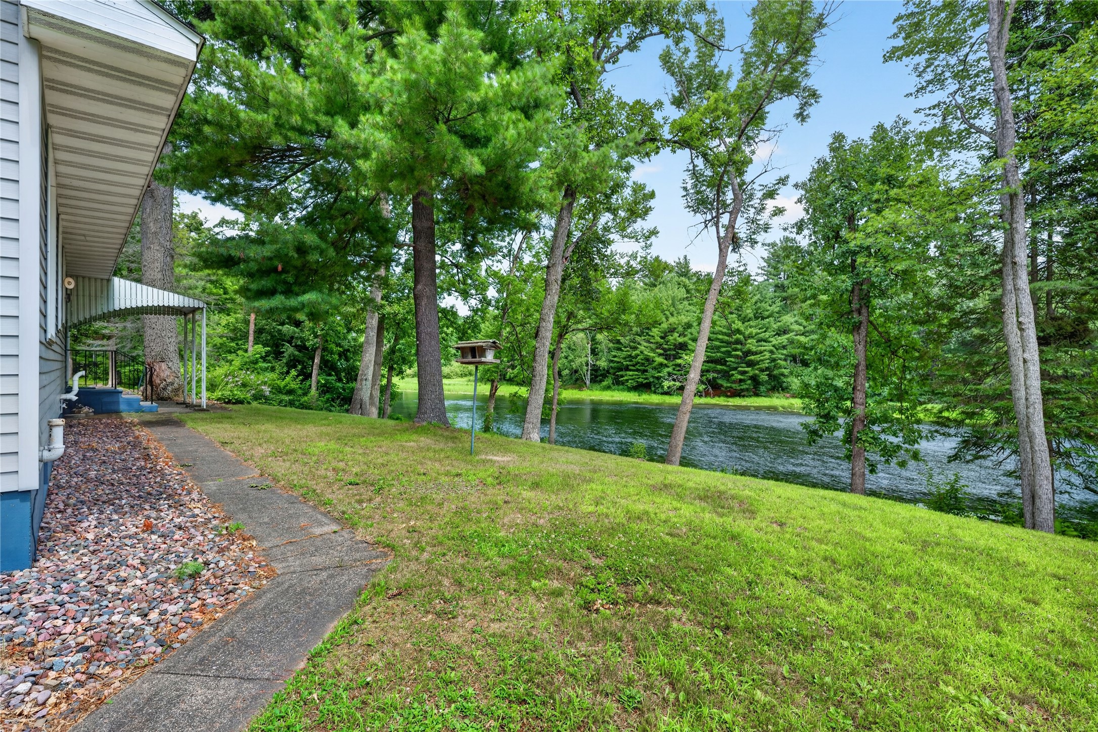 2171 A 21 1/8 Street Property Photo 20