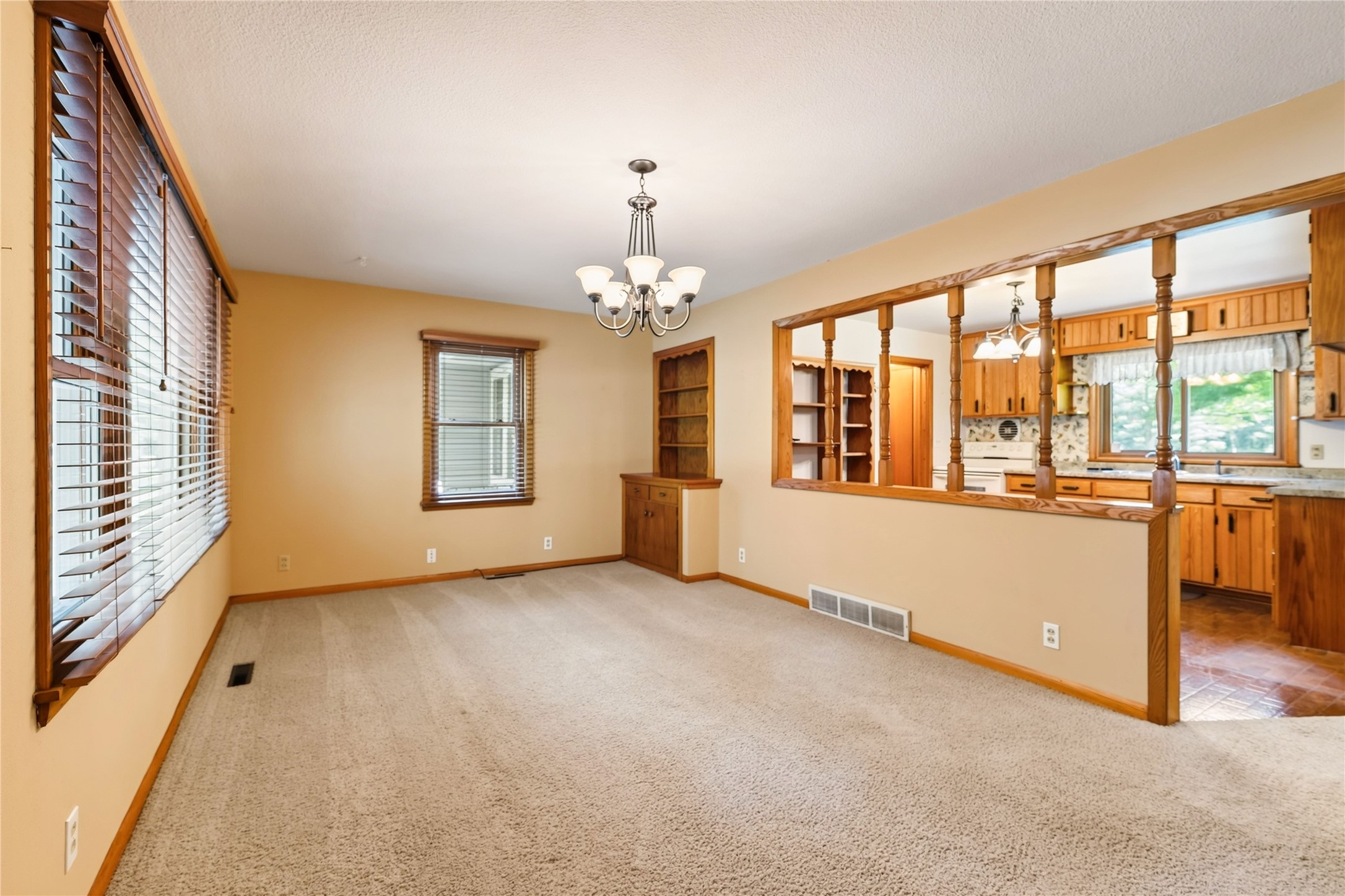 2171 A 21 1/8 Street Property Photo 36