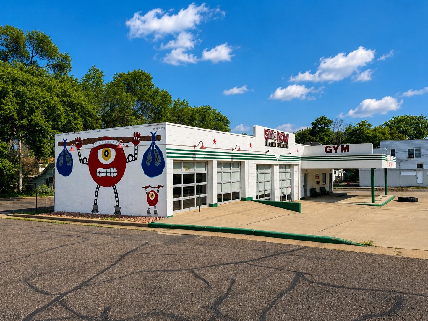 2111 3rd Street Property Photo 6