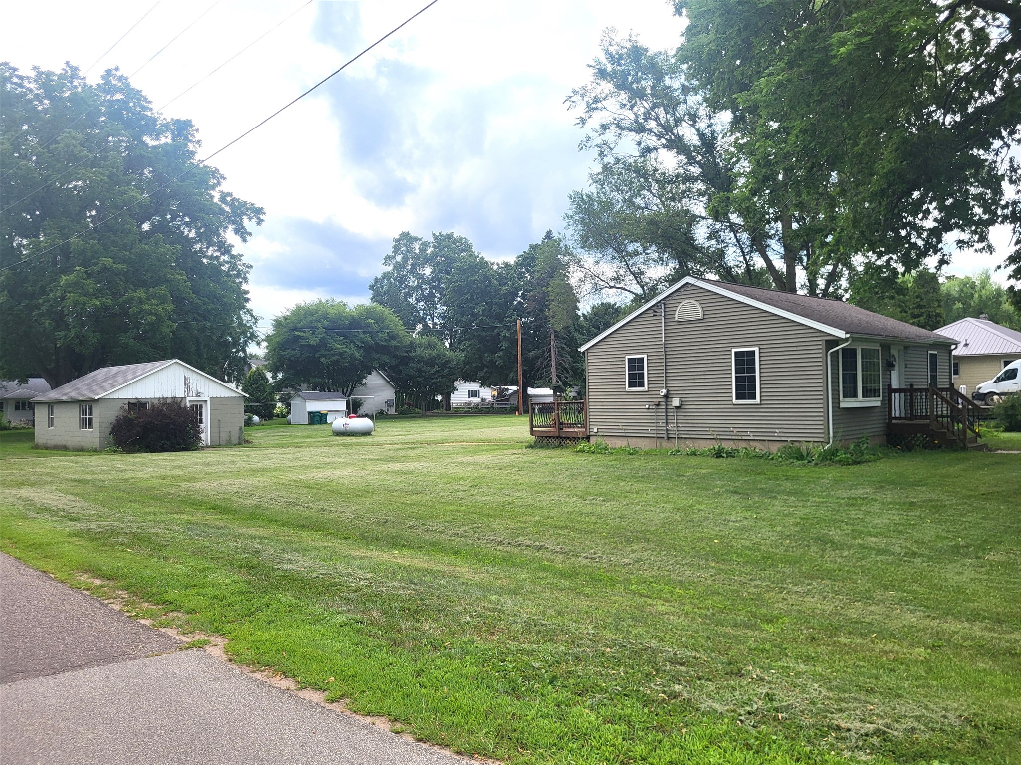 315 Cedar Street Property Photo 3