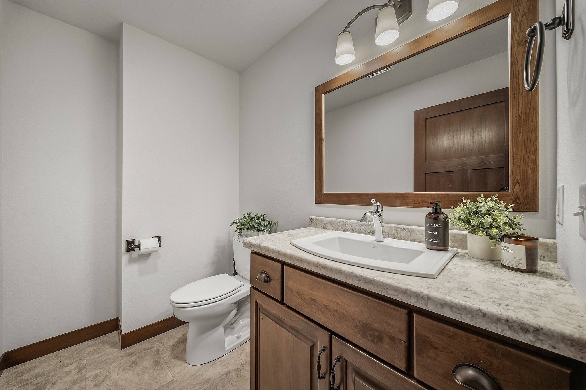 1881 Willow Creek Parkway Property Photo 19