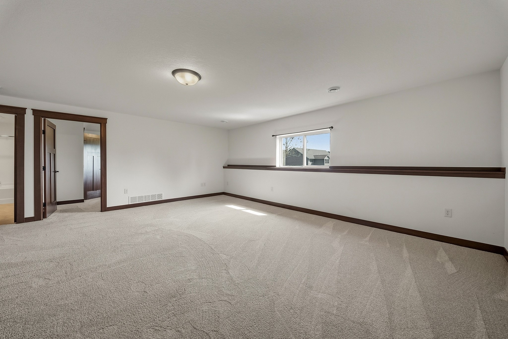 1881 Willow Creek Parkway Property Photo 24