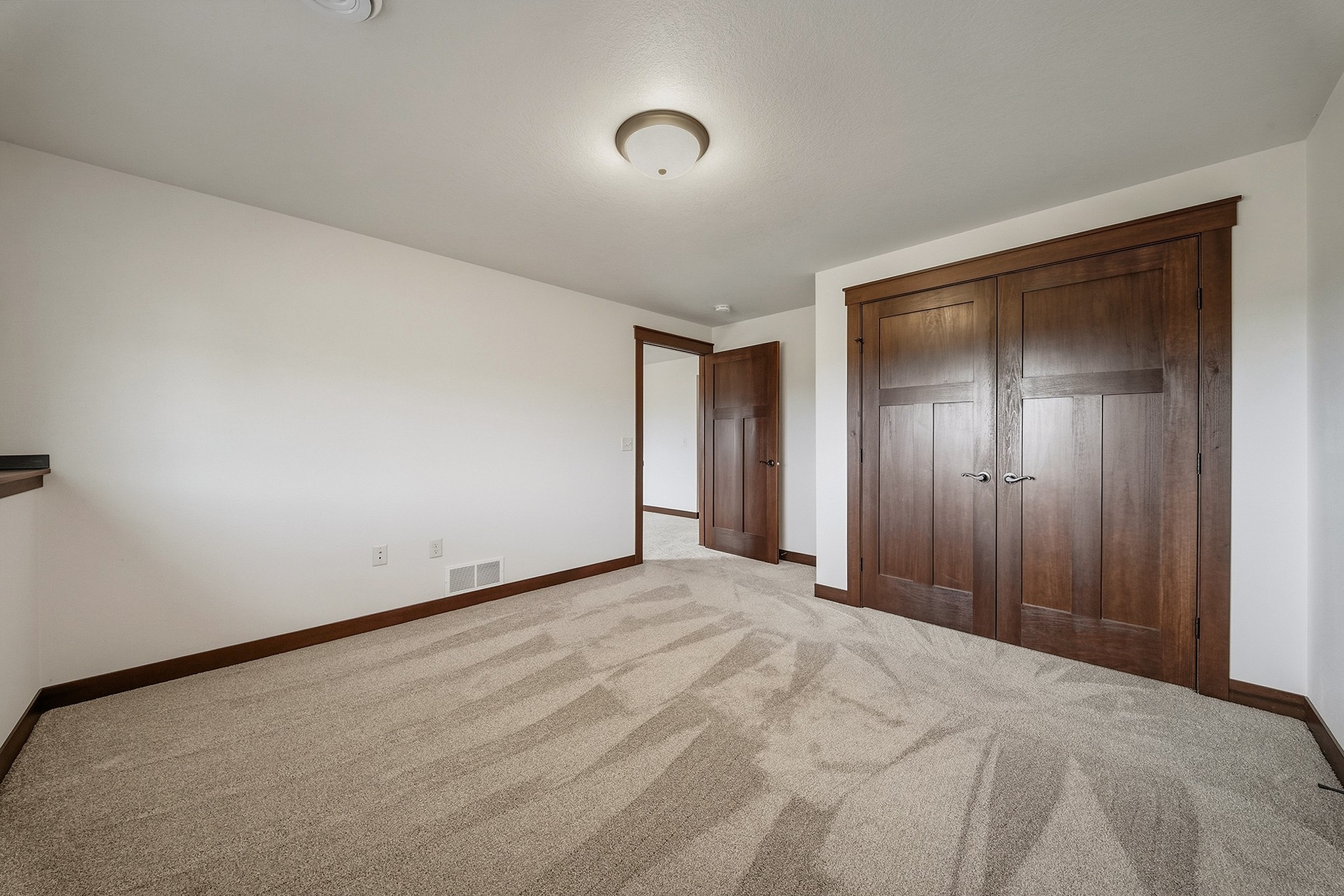 1881 Willow Creek Parkway Property Photo 30
