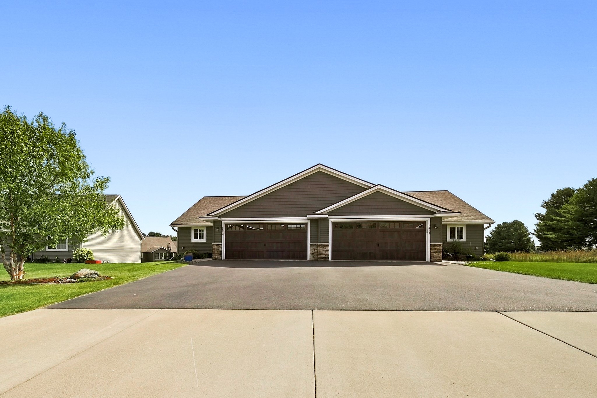 1881 Willow Creek Parkway Property Photo 35