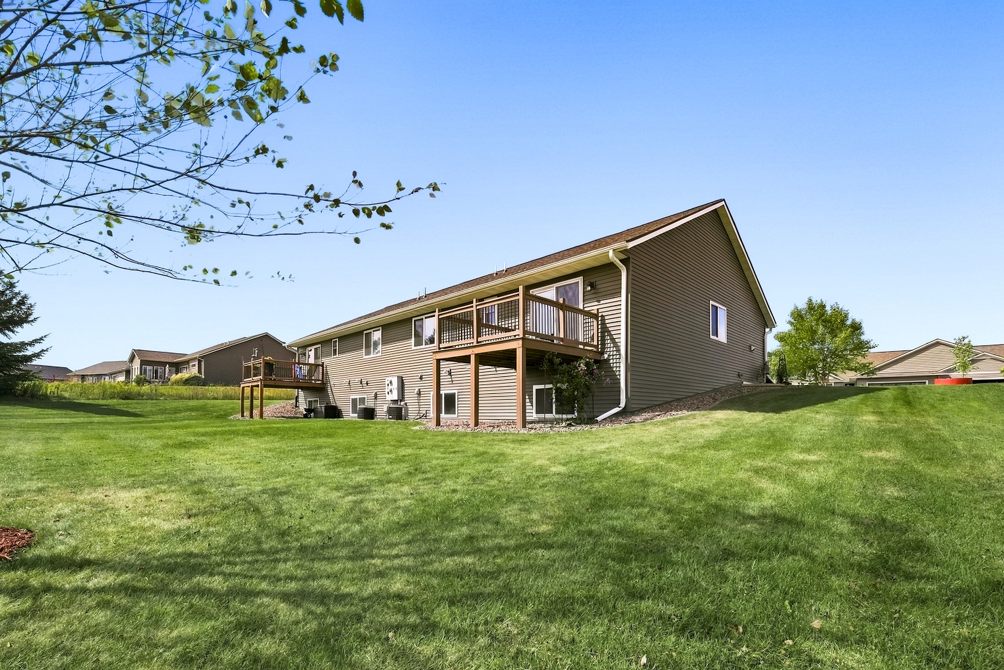 1881 Willow Creek Parkway Property Photo 38