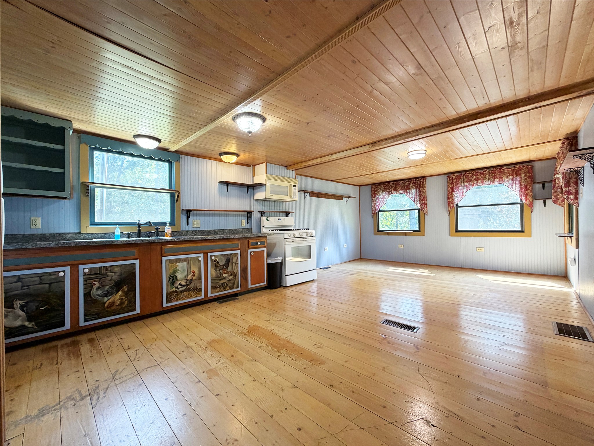 6625 N State Highway 27 Property Photo 7