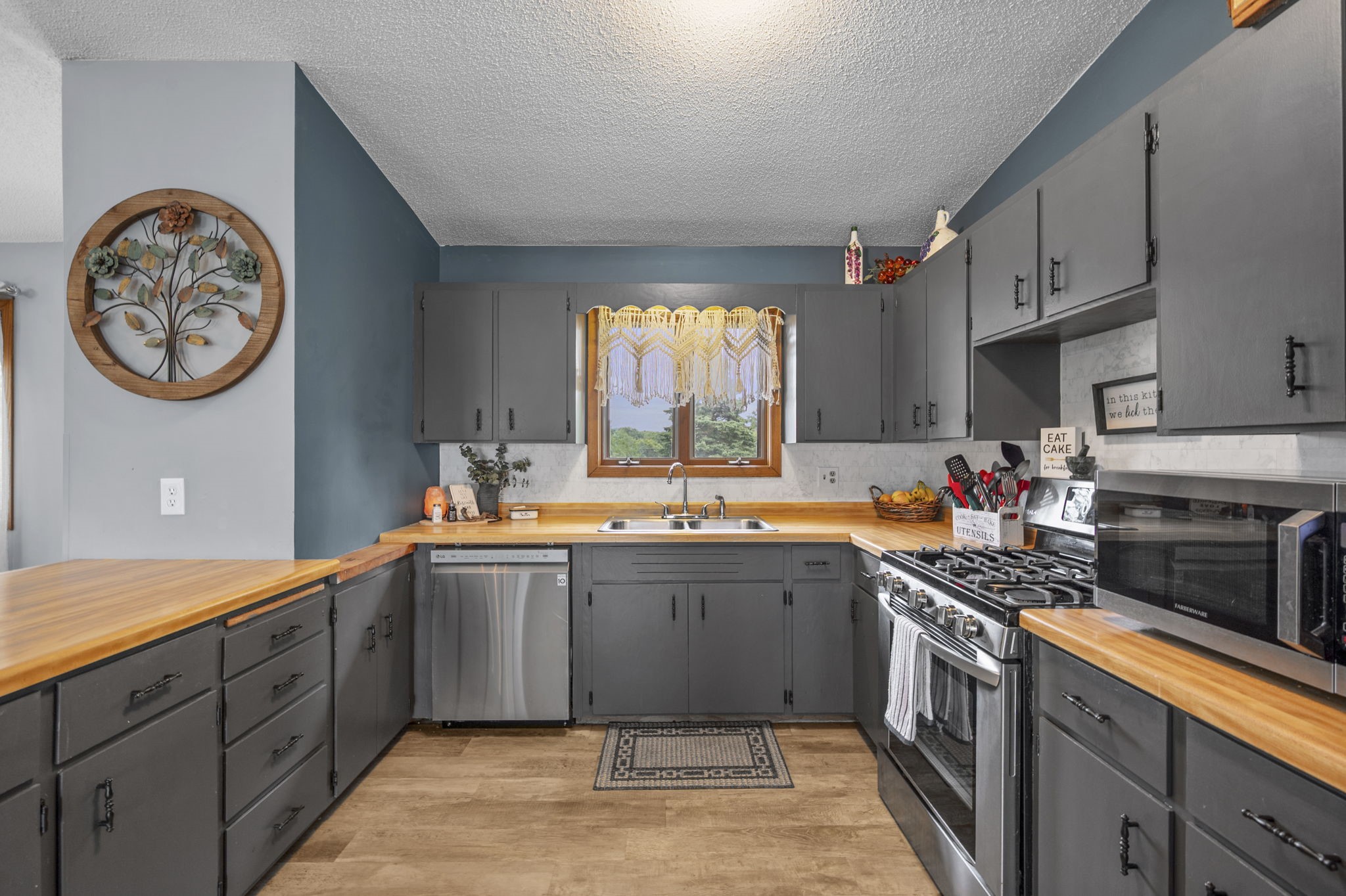549 21st Avenue Property Photo 14