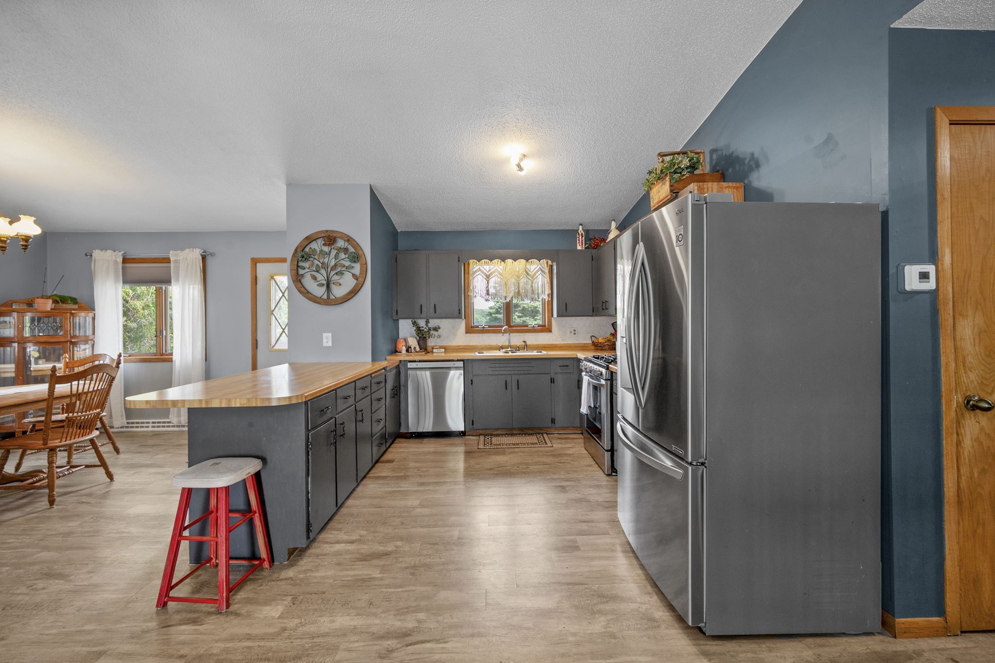 549 21st Avenue Property Photo 15