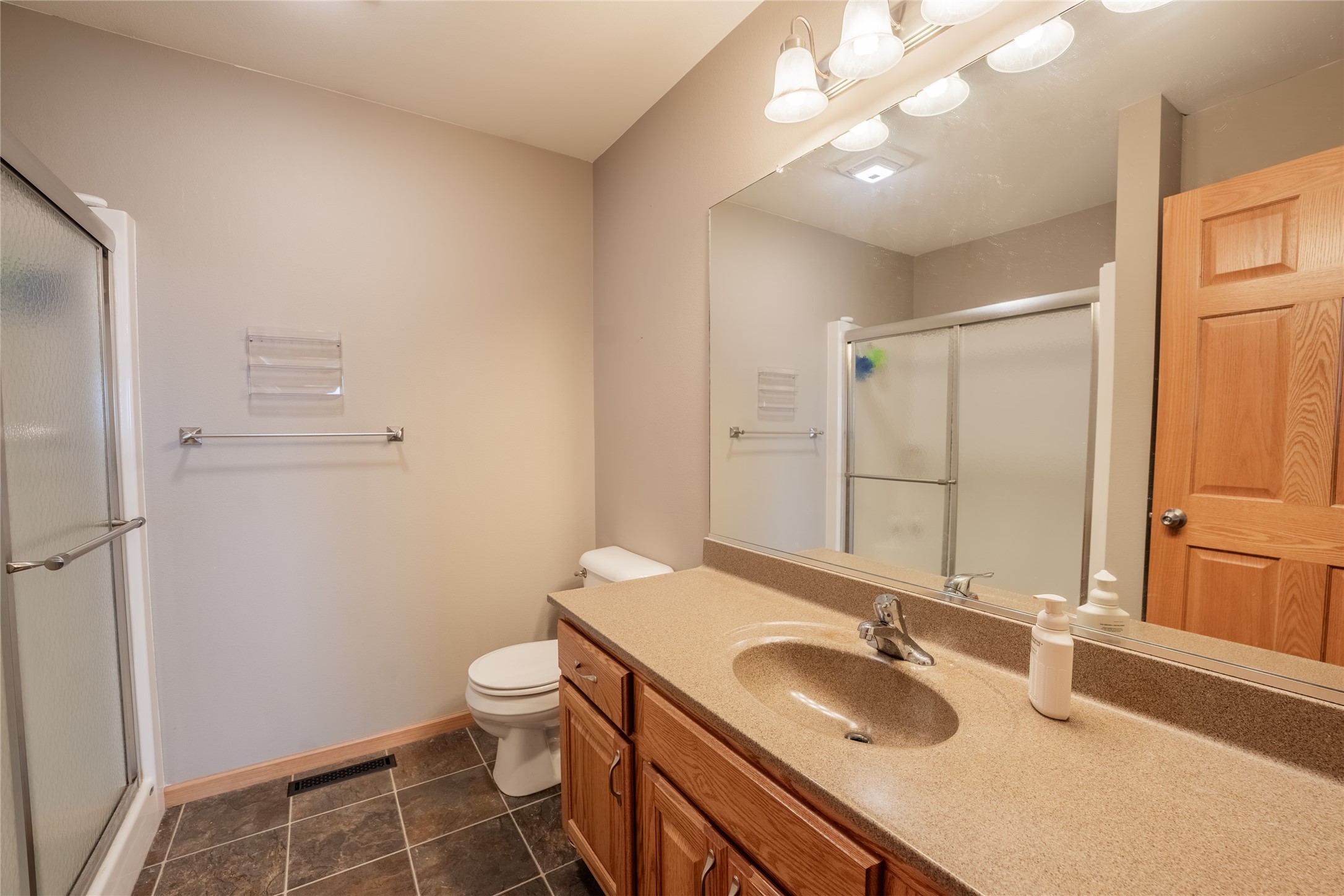 4552 117th Street Property Photo 13