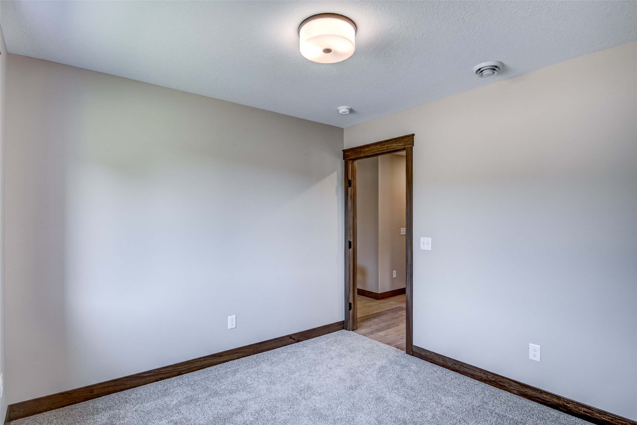 700 Sequoia Drive Property Photo 20