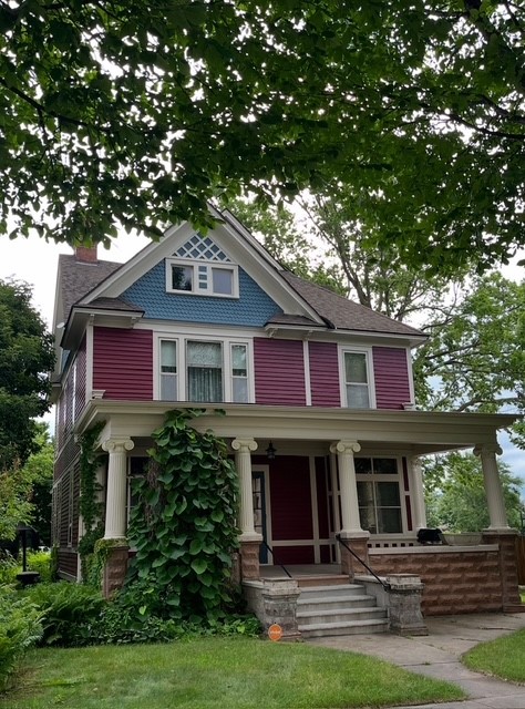 751 2nd Avenue Property Photo 1