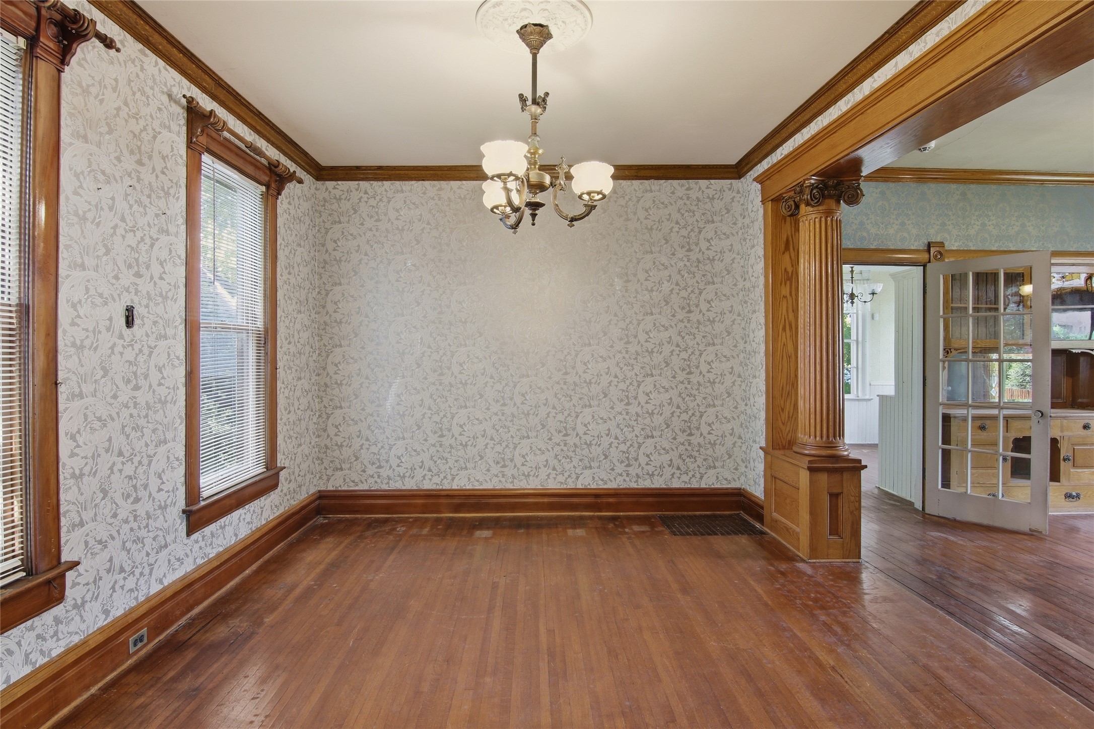751 2nd Avenue Property Photo 8