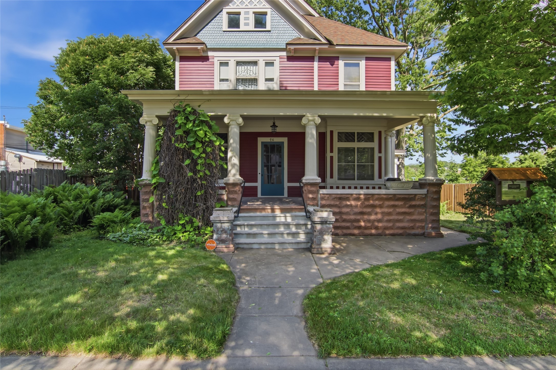 751 2nd Avenue Property Photo 28