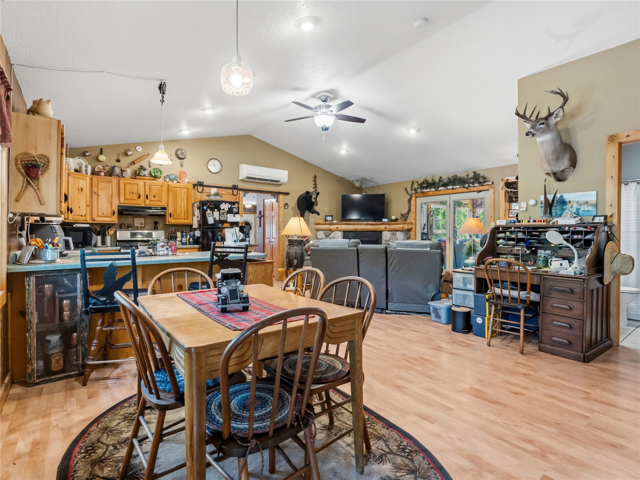 2865 28 1/8 Avenue Property Photo 9