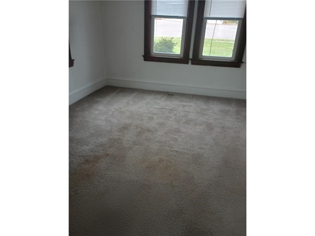 226 Birch Street W 226 & 228 Property Photo 6