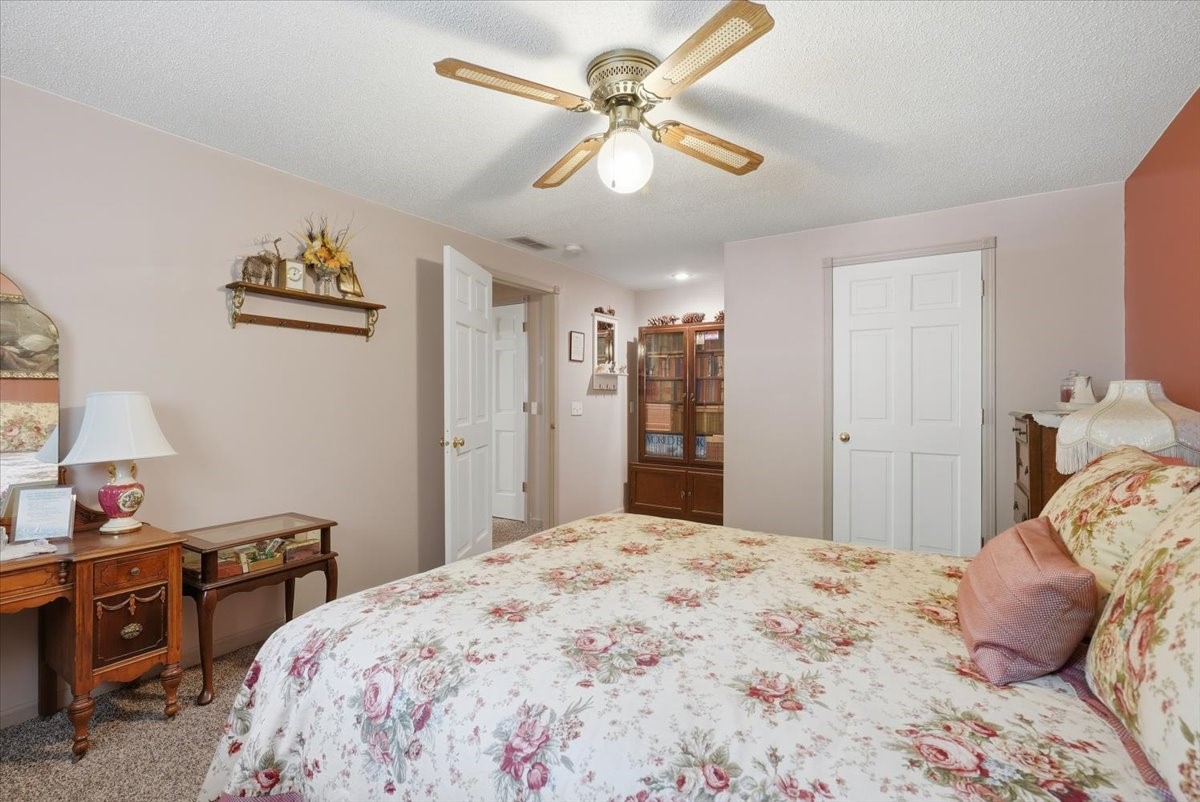 W744 Golfview Drive Property Photo 19