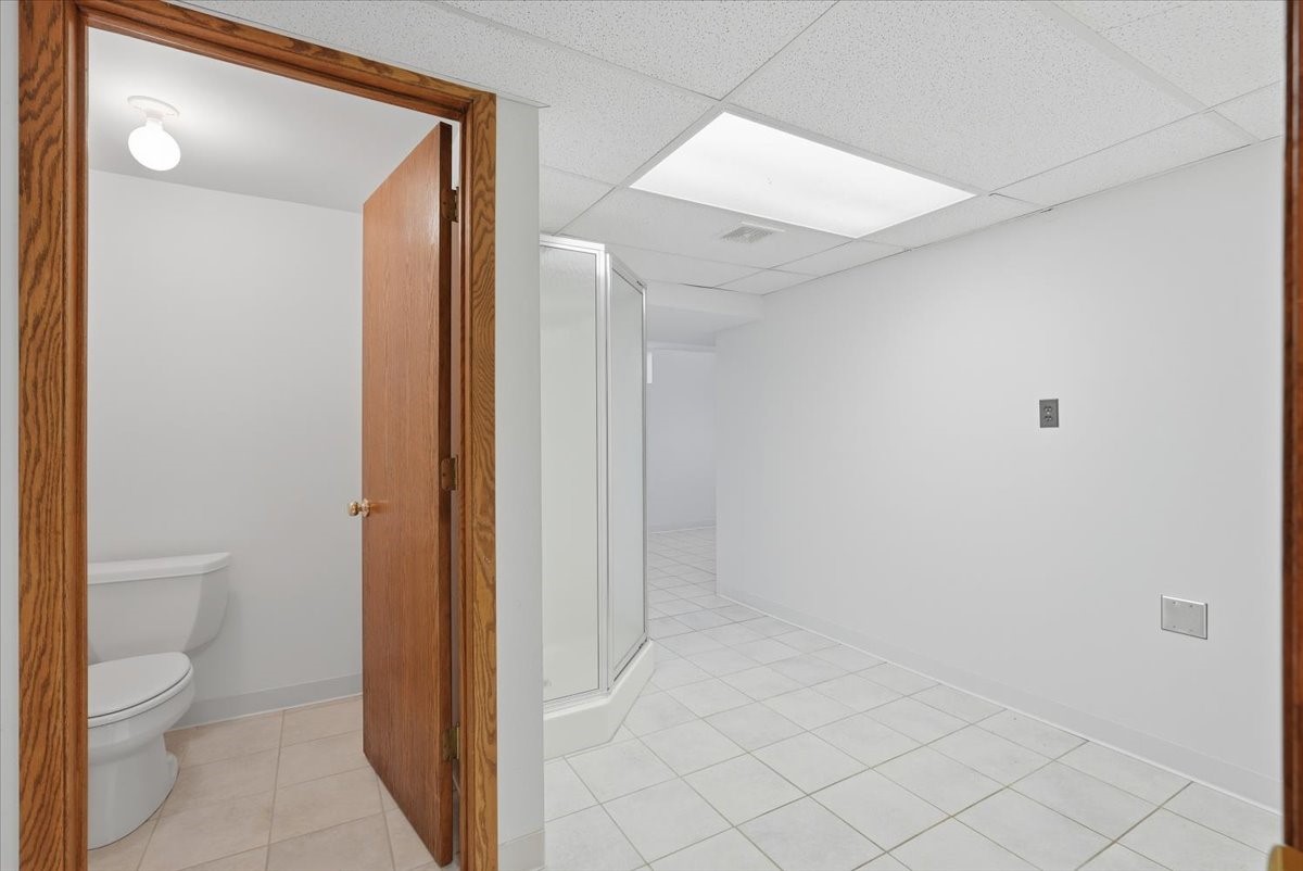 E5107 750th Avenue Property Photo 32