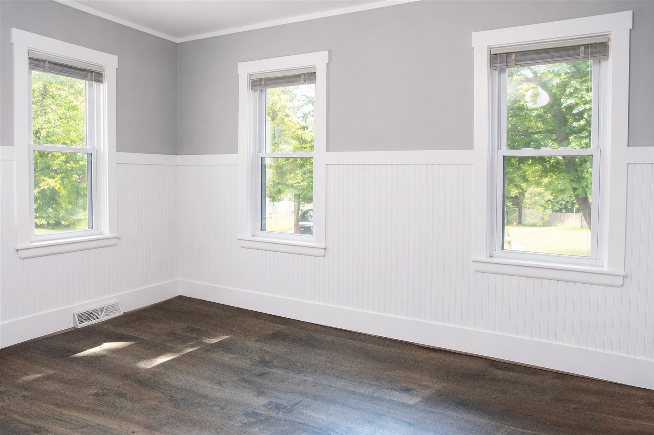 1015 Sheridan Road Property Photo 7