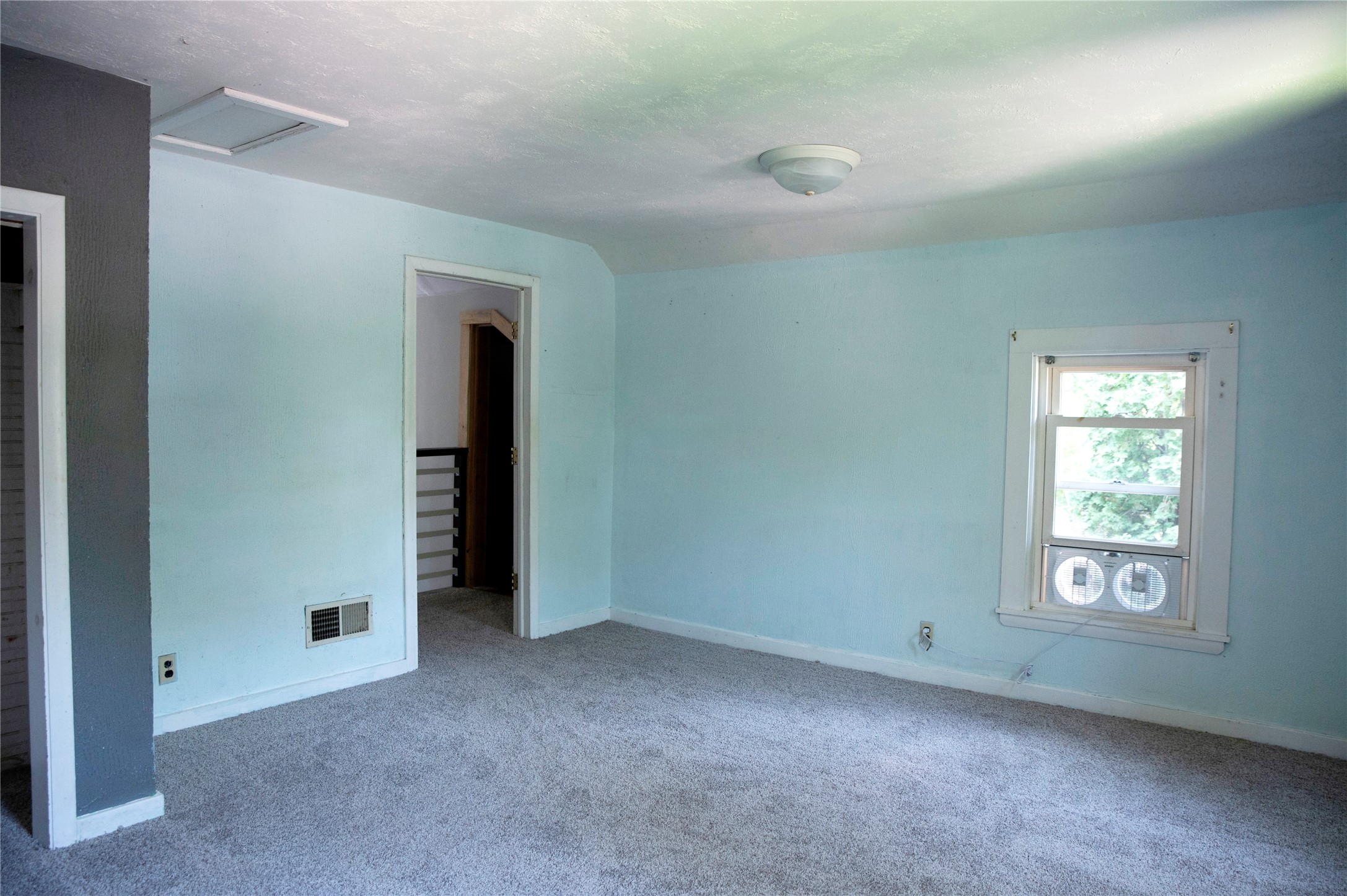1015 Sheridan Road Property Photo 22