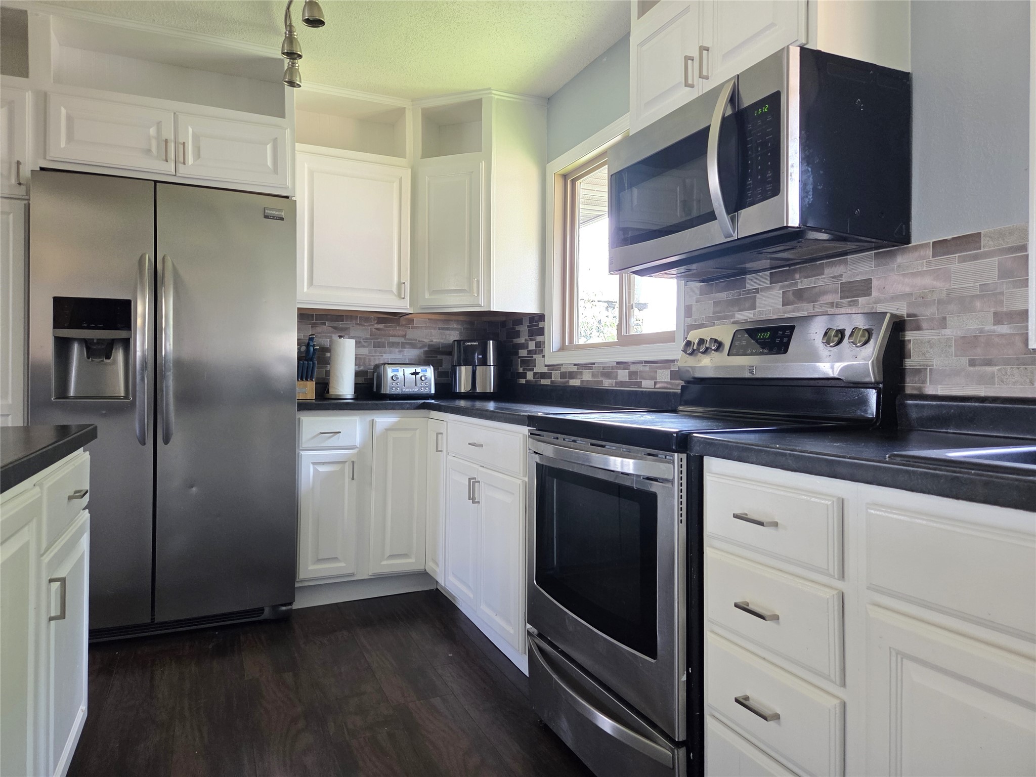510 Skyview Avenue Property Photo 3