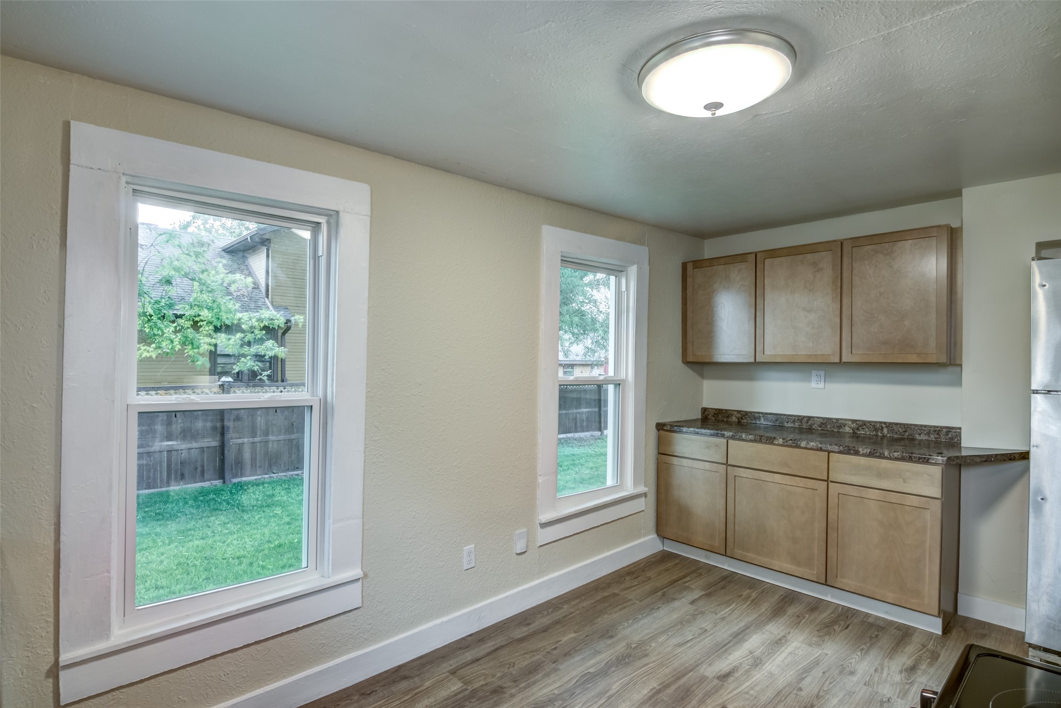 317 Stanley Street Property Photo 9