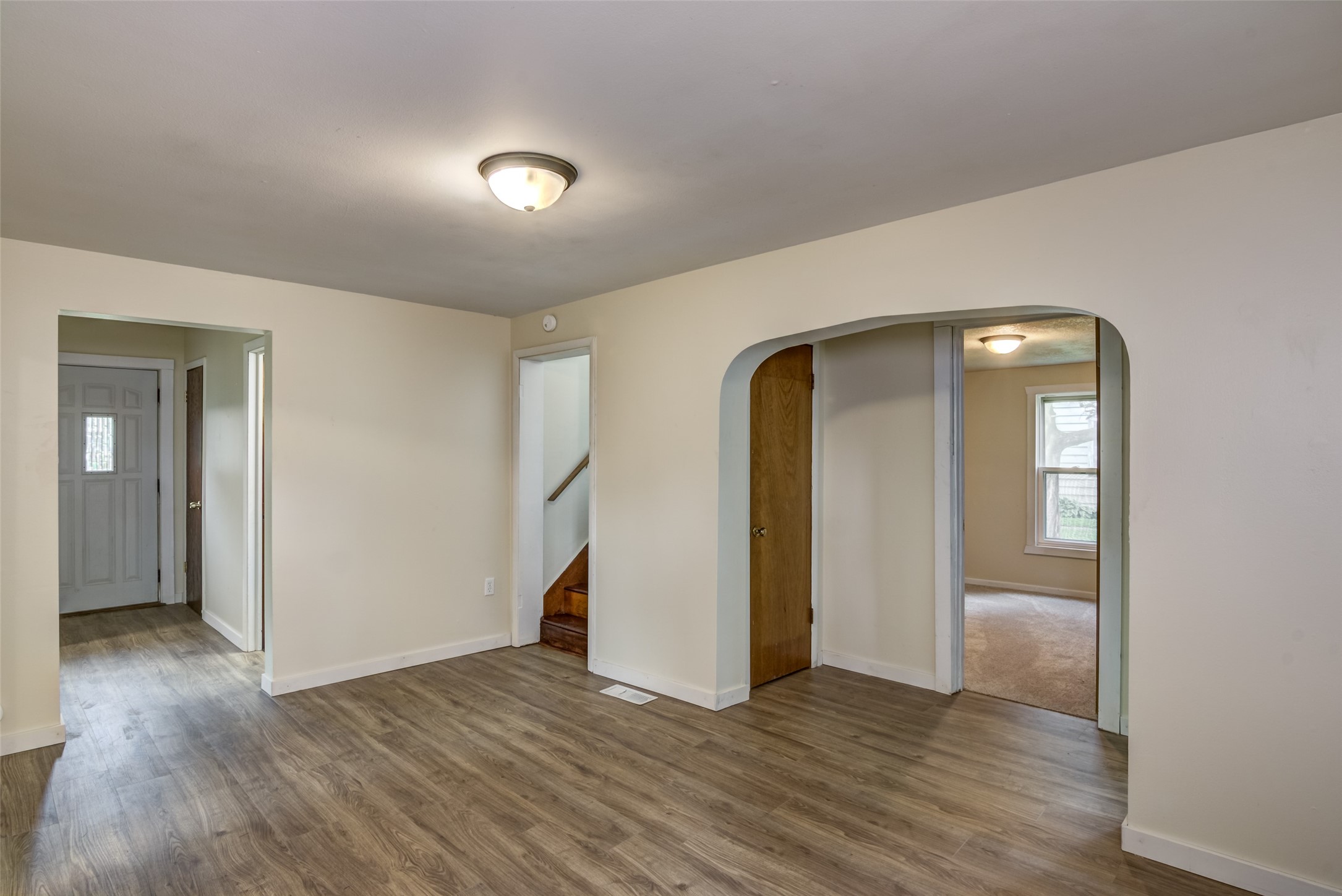 317 Stanley Street Property Photo 10