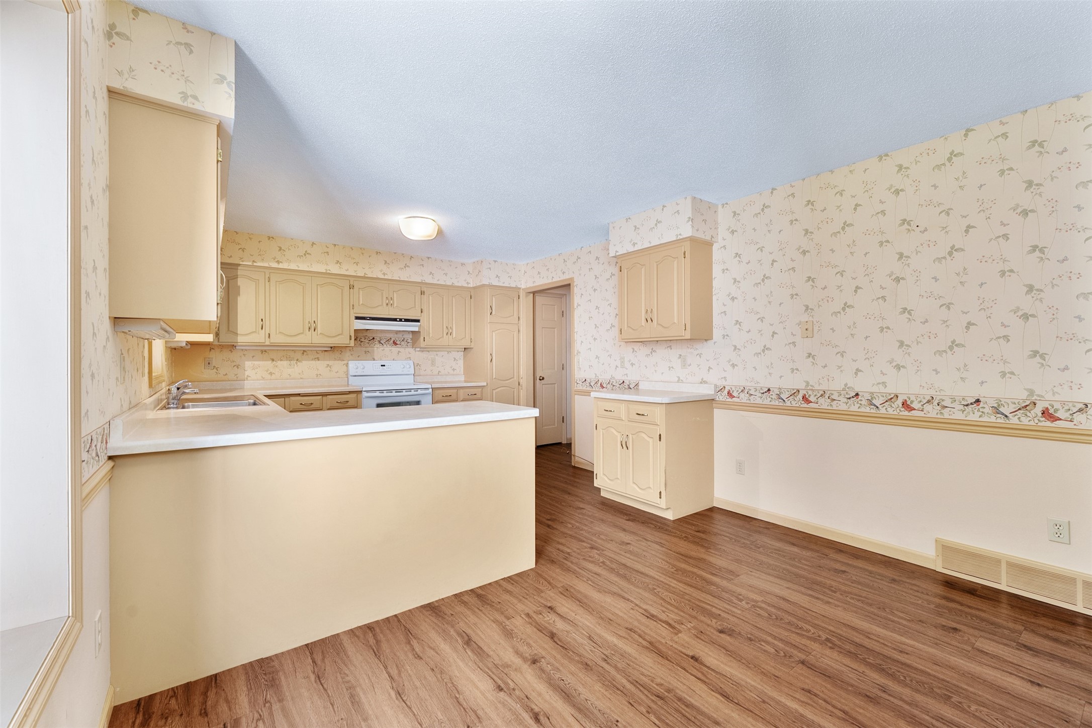 137 Canterbury Road Property Photo 9