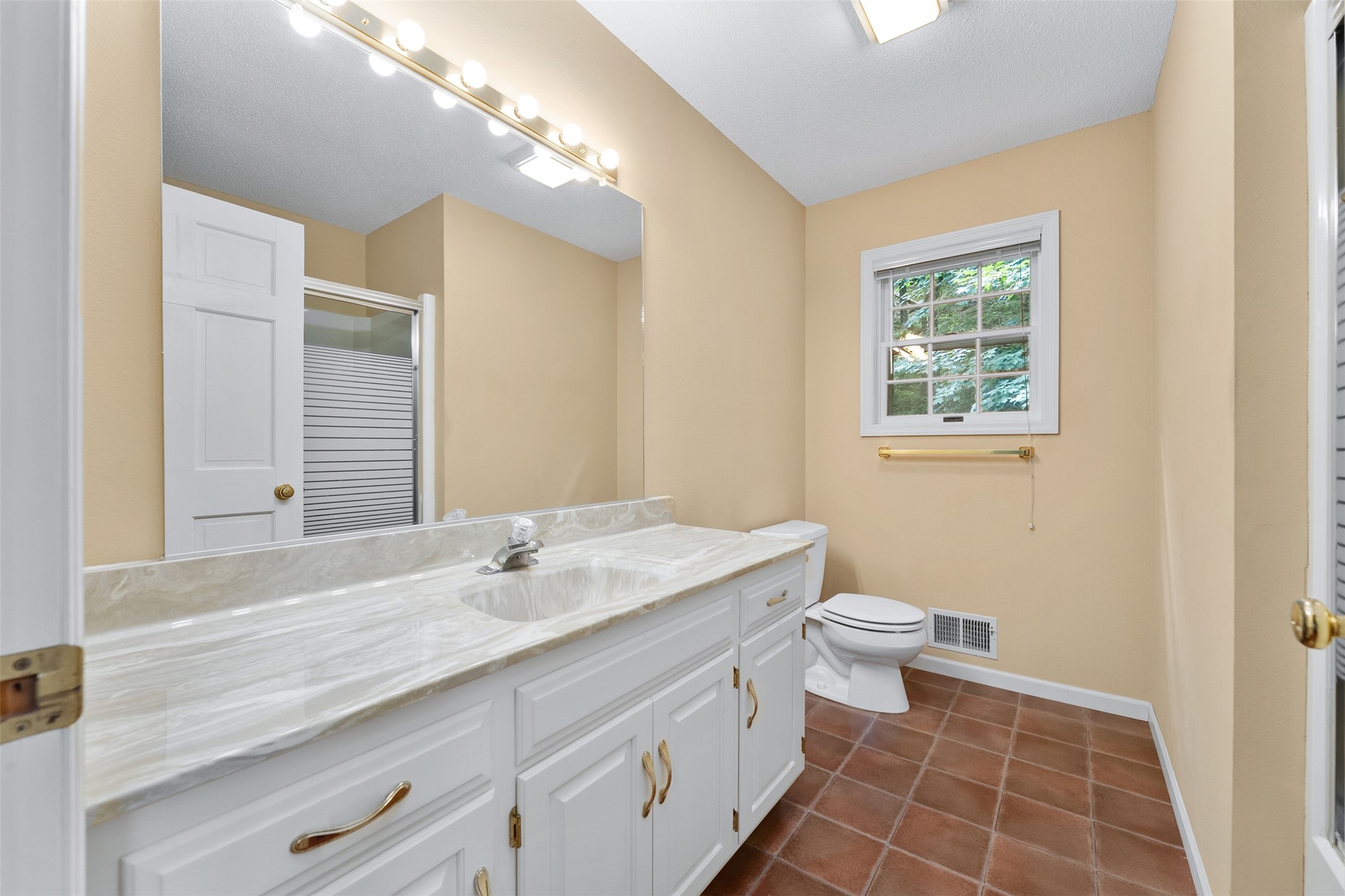 137 Canterbury Road Property Photo 22