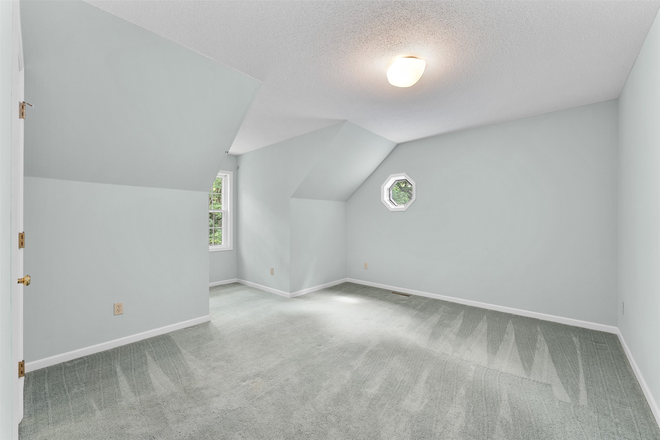 137 Canterbury Road Property Photo 25