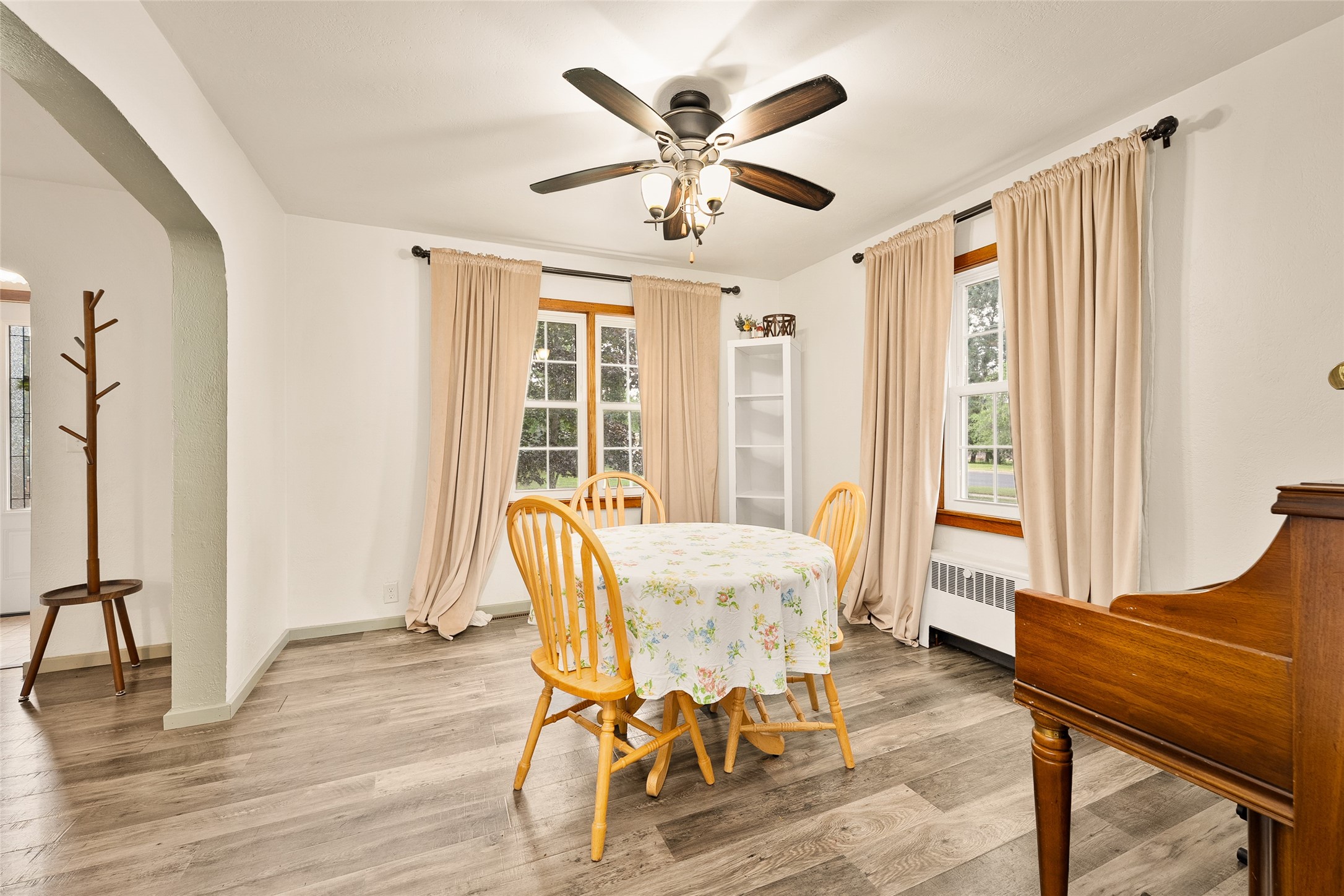3305 Halsey Street Property Photo 10