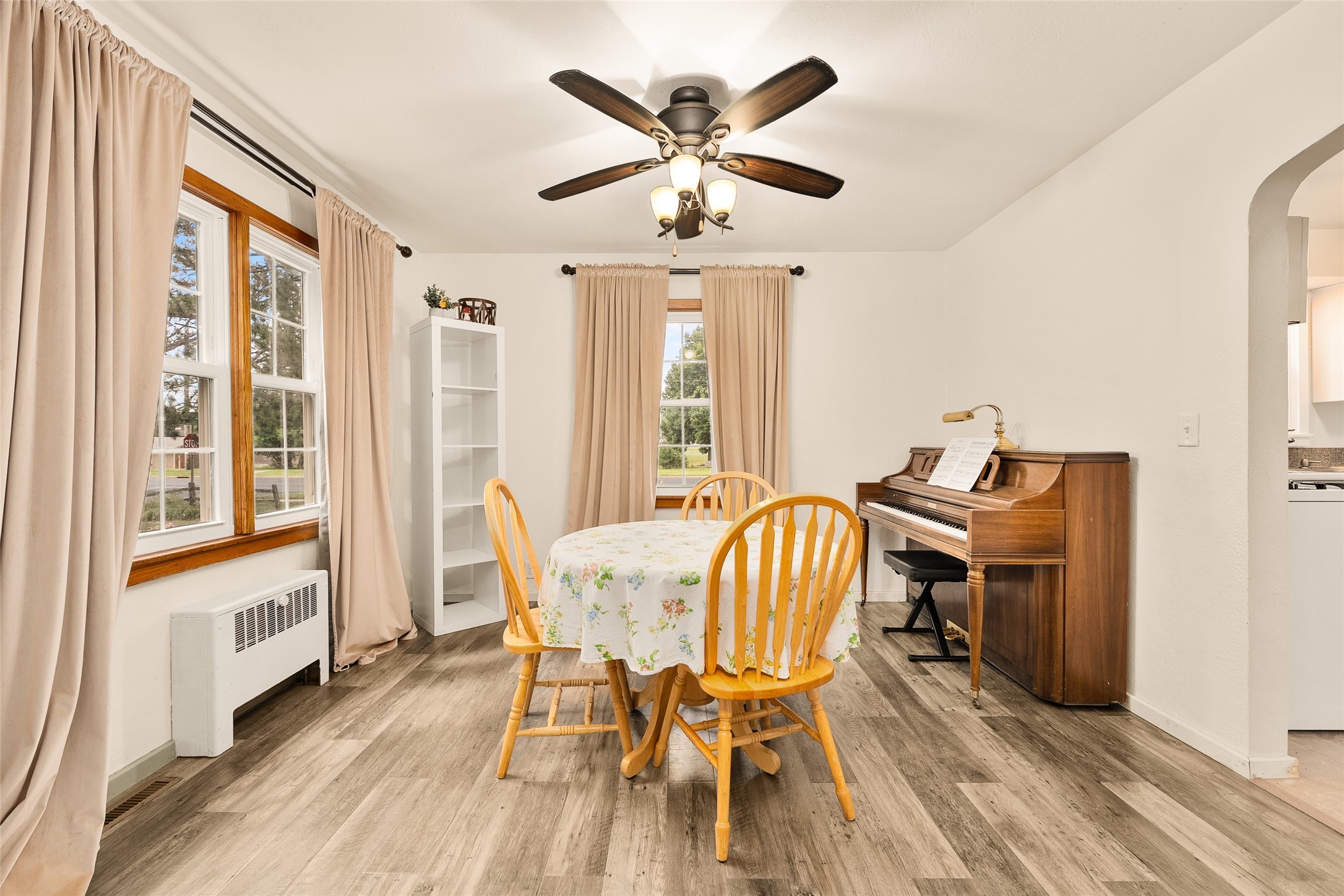 3305 Halsey Street Property Photo 11
