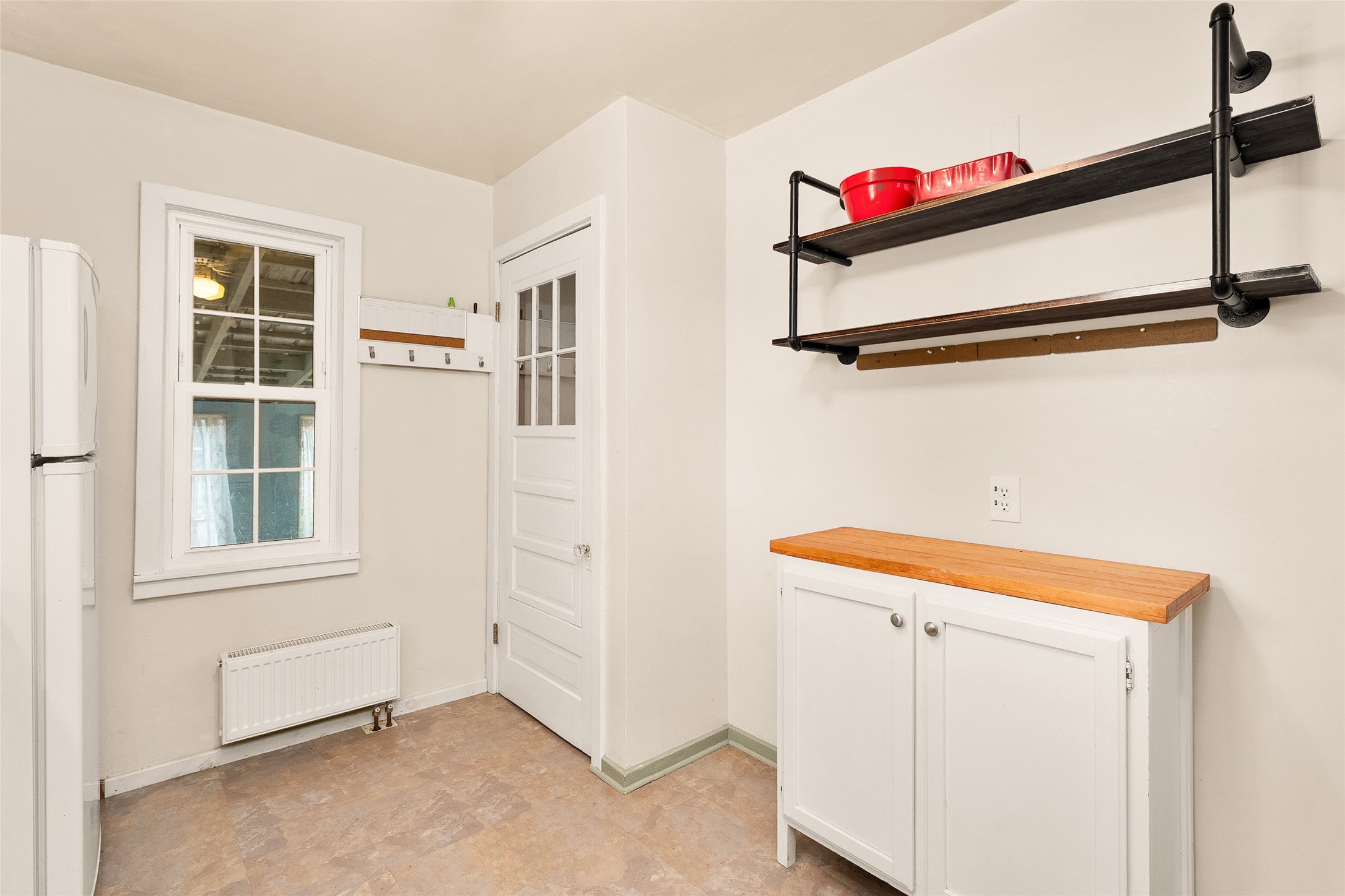 3305 Halsey Street Property Photo 16