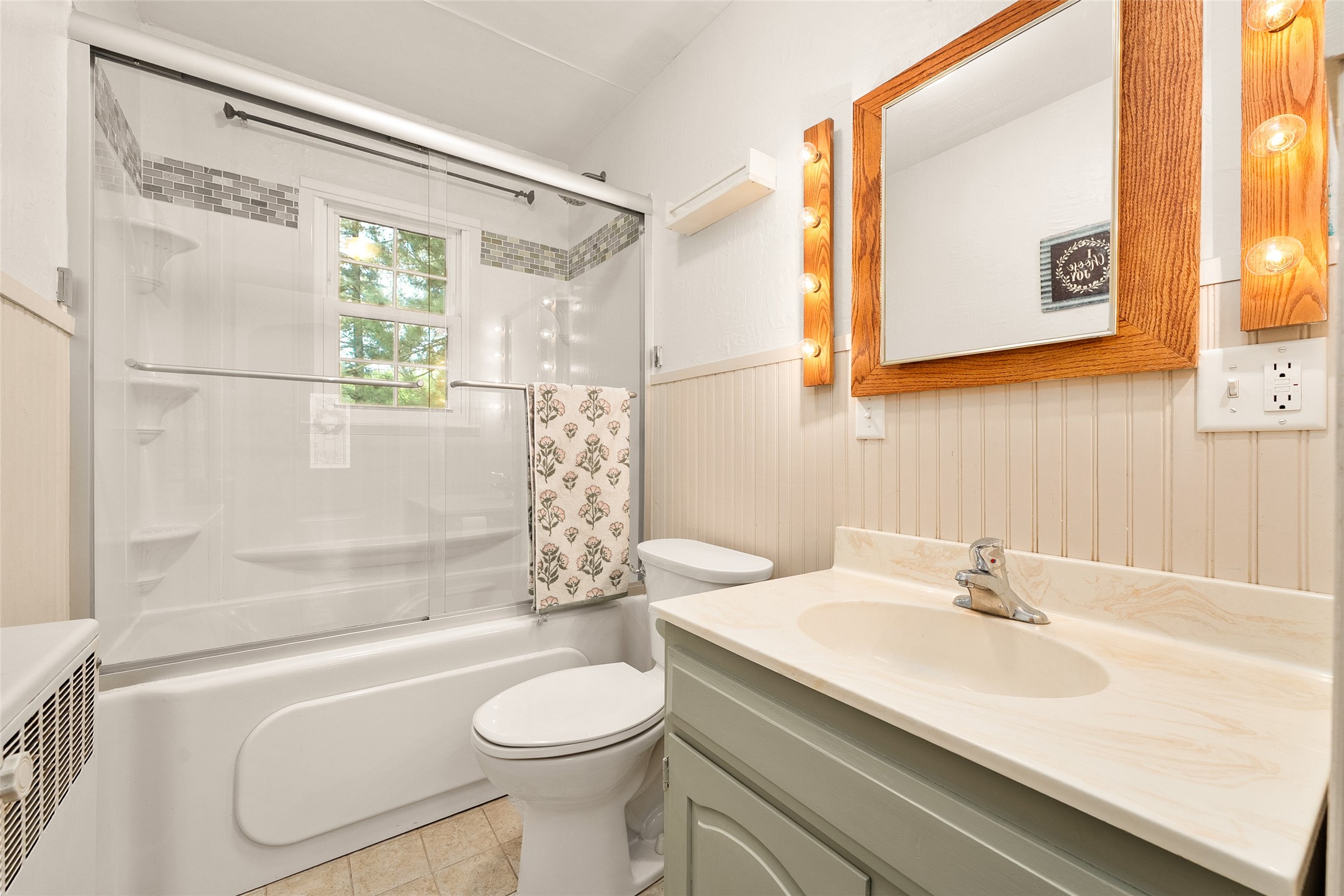 3305 Halsey Street Property Photo 19
