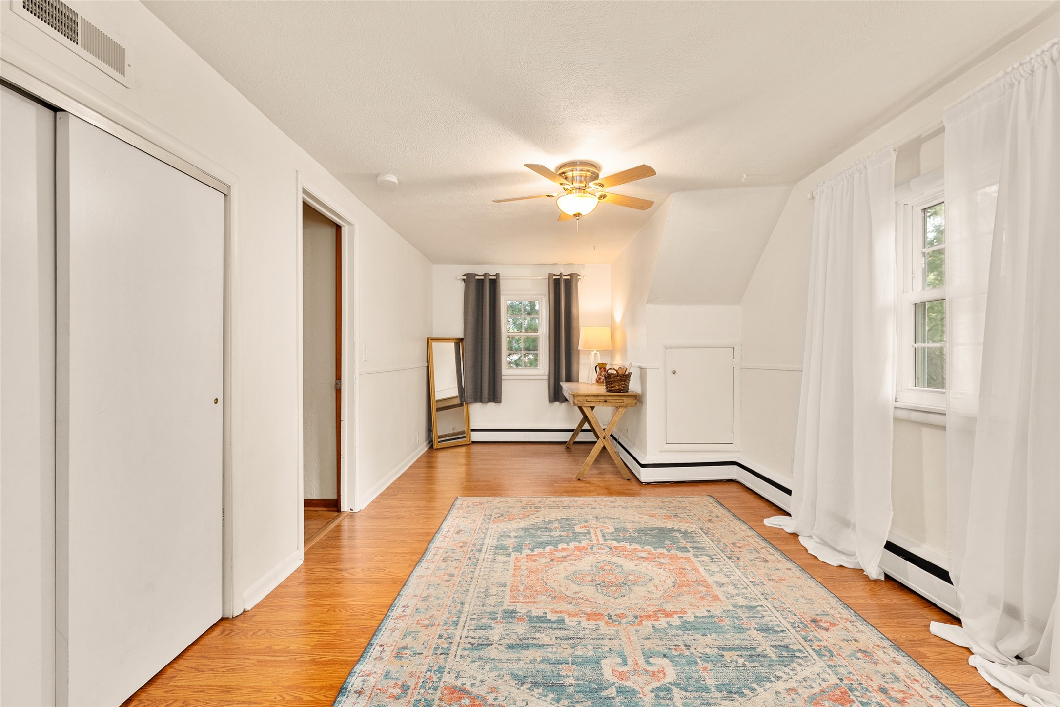 3305 Halsey Street Property Photo 22