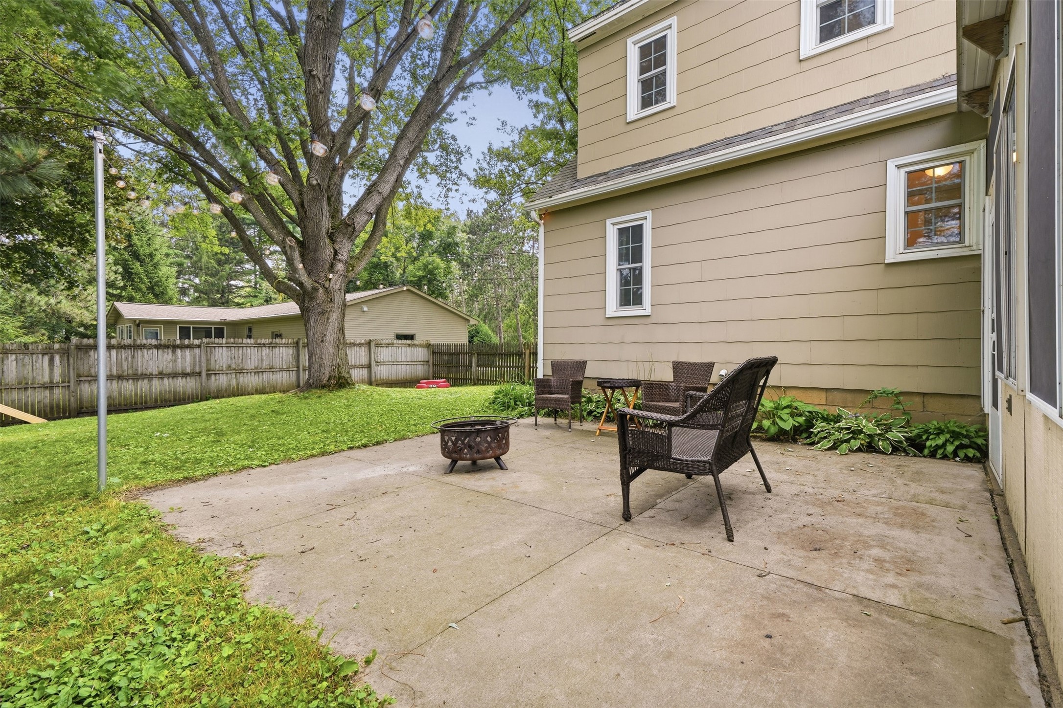 3305 Halsey Street Property Photo 38