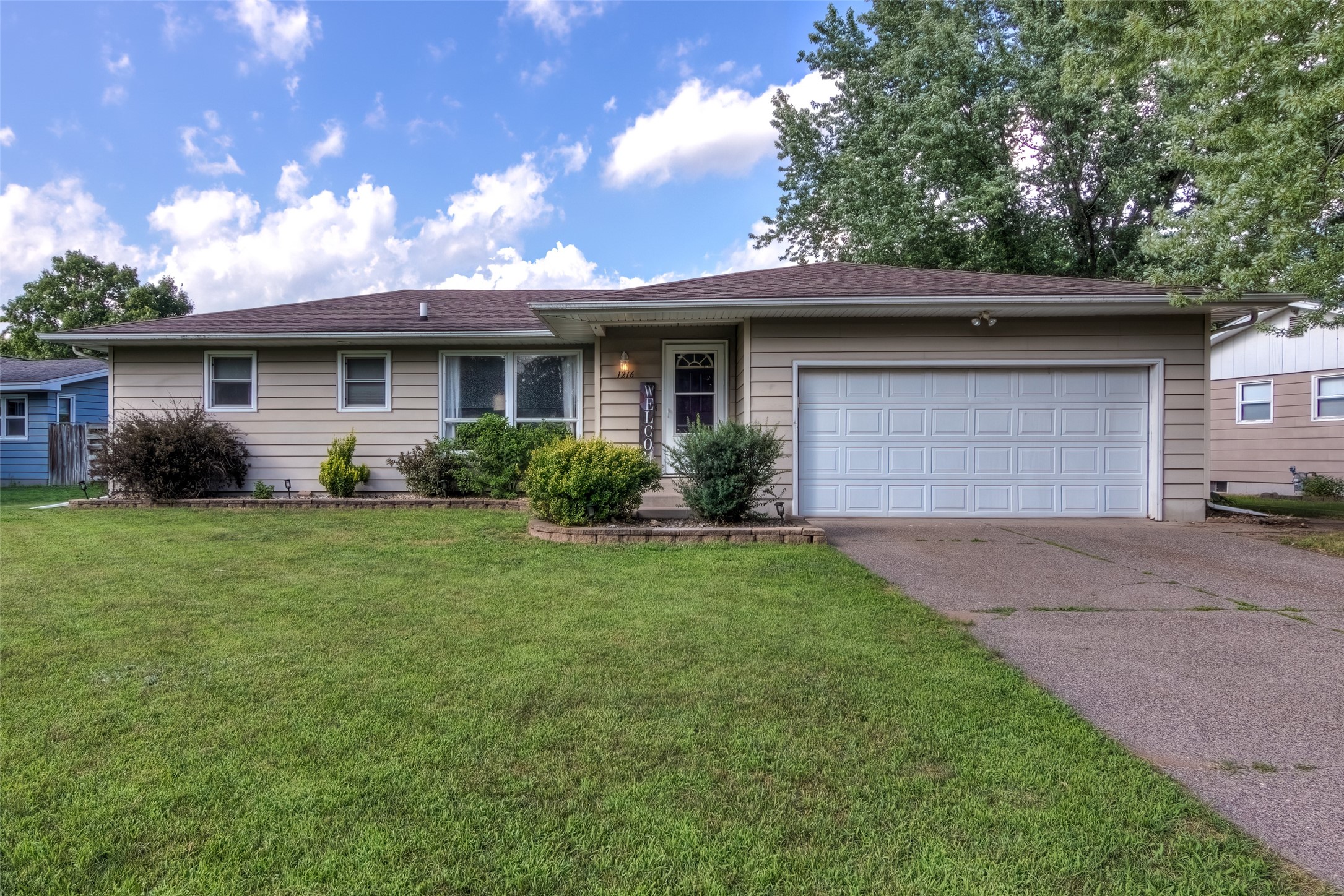 1216 Blueberry Drive Property Photo 1