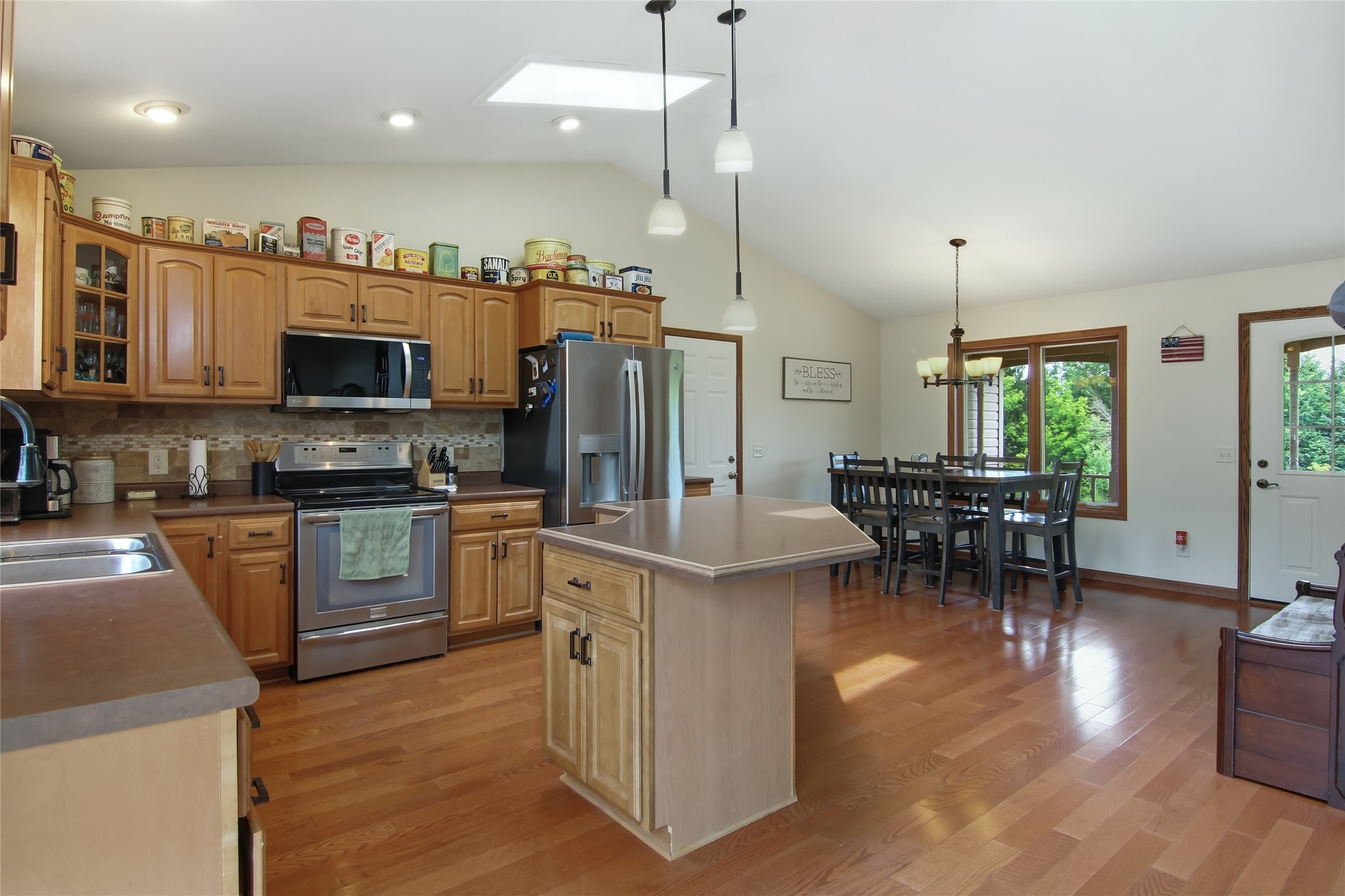 10255 Voight Road Property Photo 6