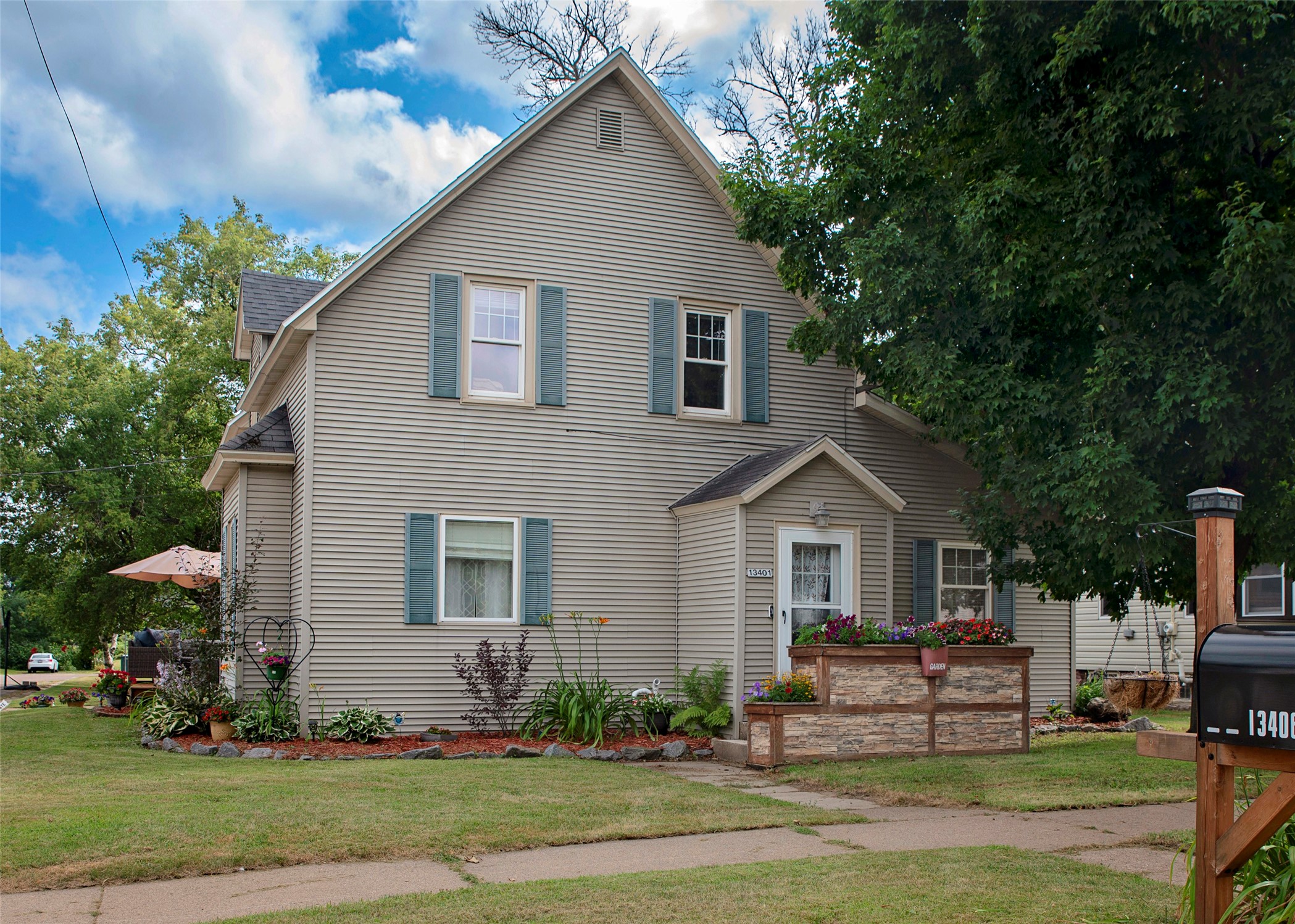 13401 Thomas Street Property Photo 3