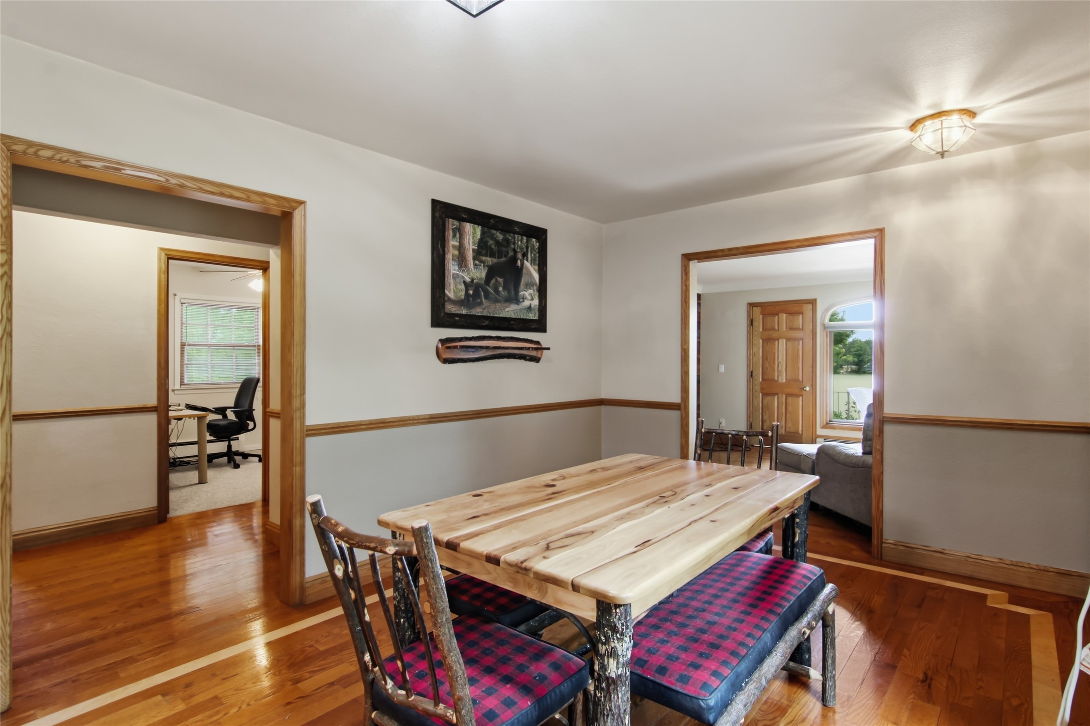 2639 7 1/2 Avenue Property Photo 9