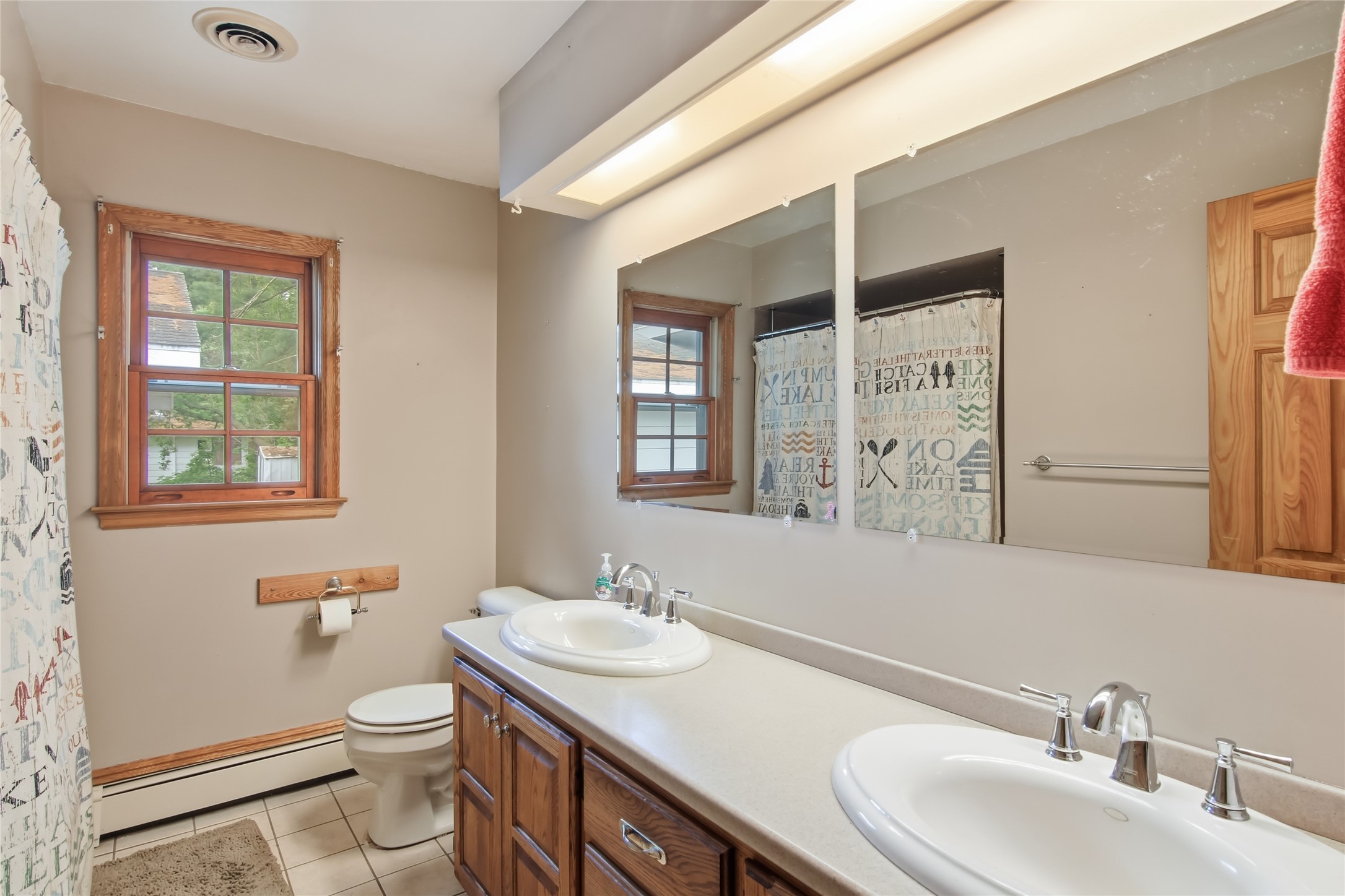 2639 7 1/2 Avenue Property Photo 16