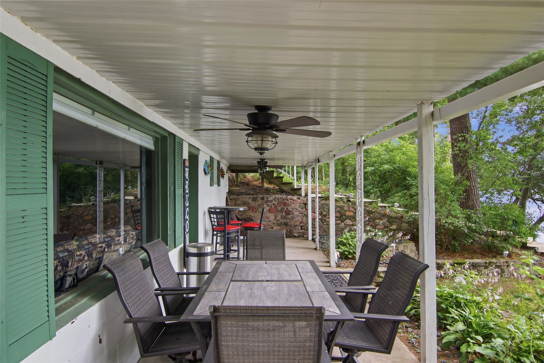 2639 7 1/2 Avenue Property Photo 31