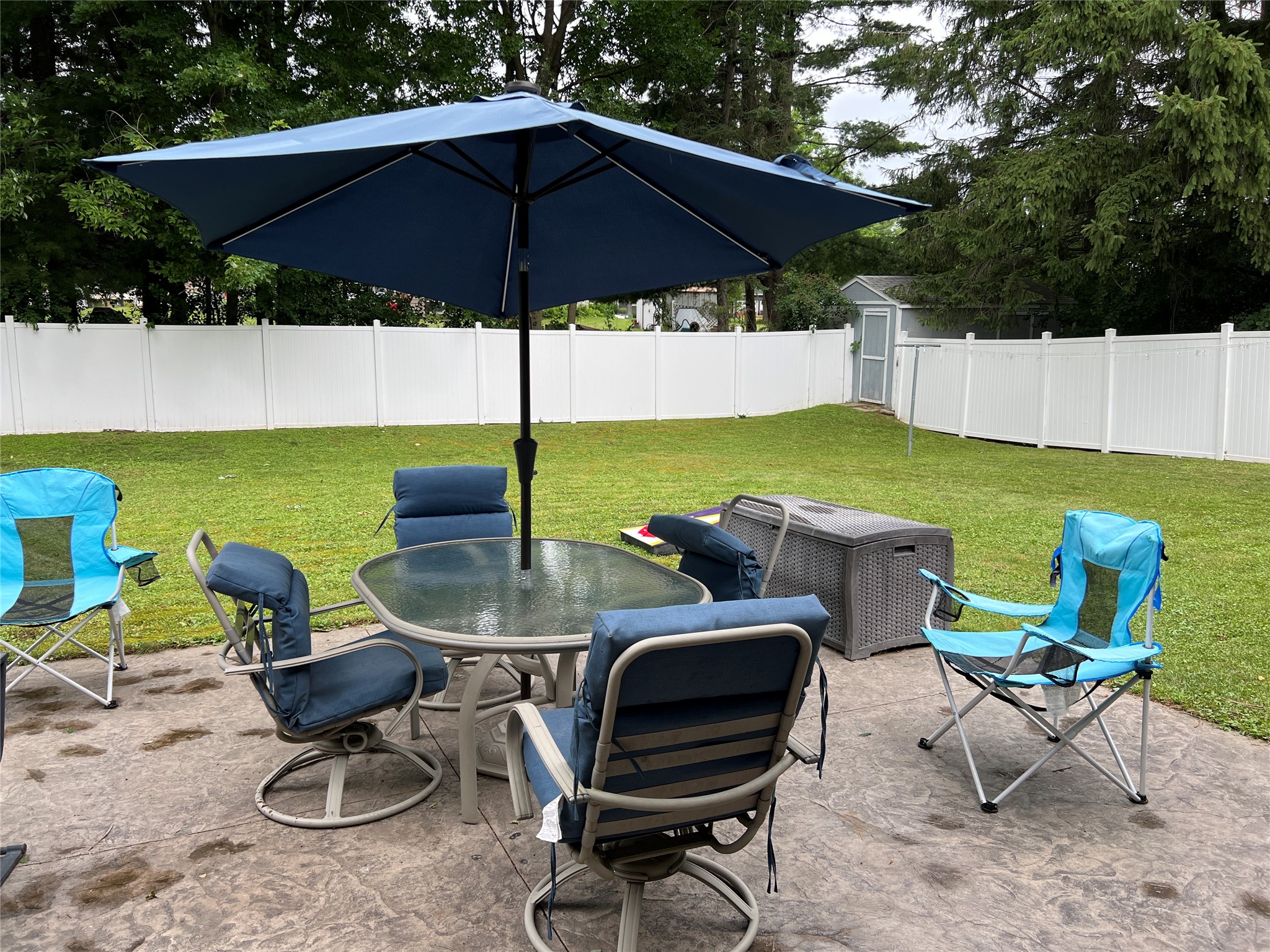 1045 10th Avenue Property Photo 4
