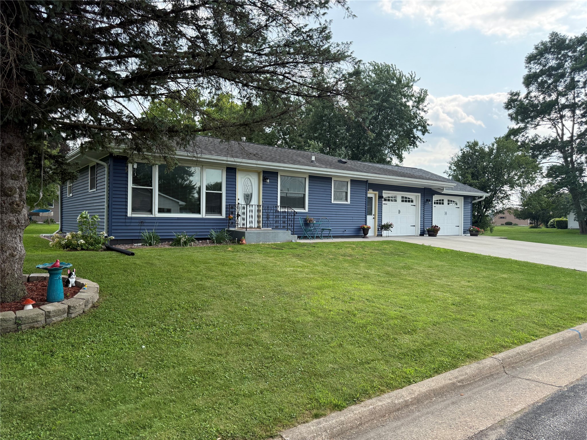 1125 Pleasant Avenue